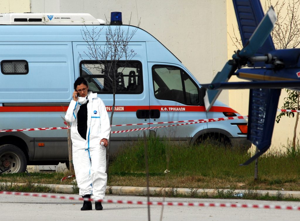 Κανονικά βάρβαρα Βαλκάνια με ευρώ και Καλάσνικοφ