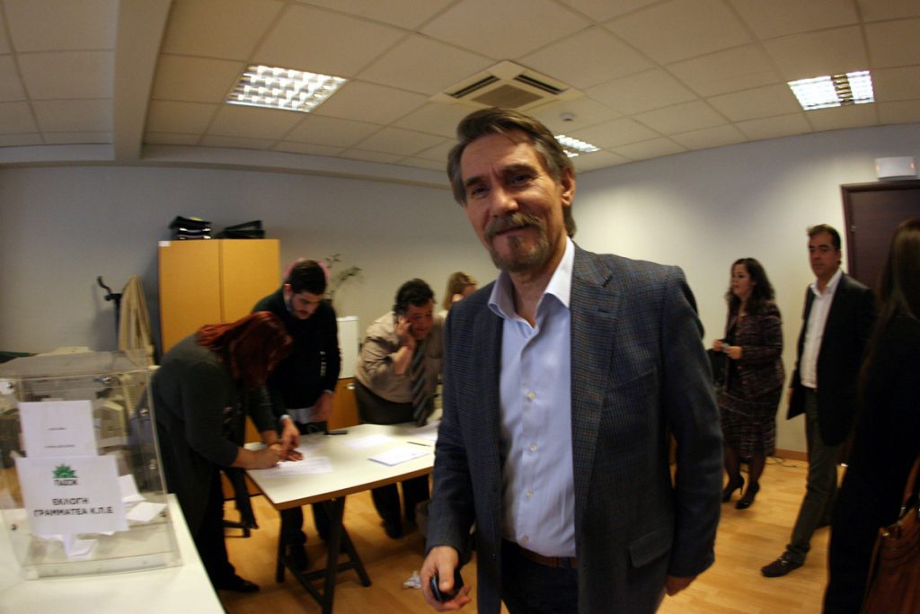 Τον Παπανδρέου “έδειξε” ως υπεύθυνο της χρεοκοπίας του ΠΑΣΟΚ ο Σαλαγιάννης!