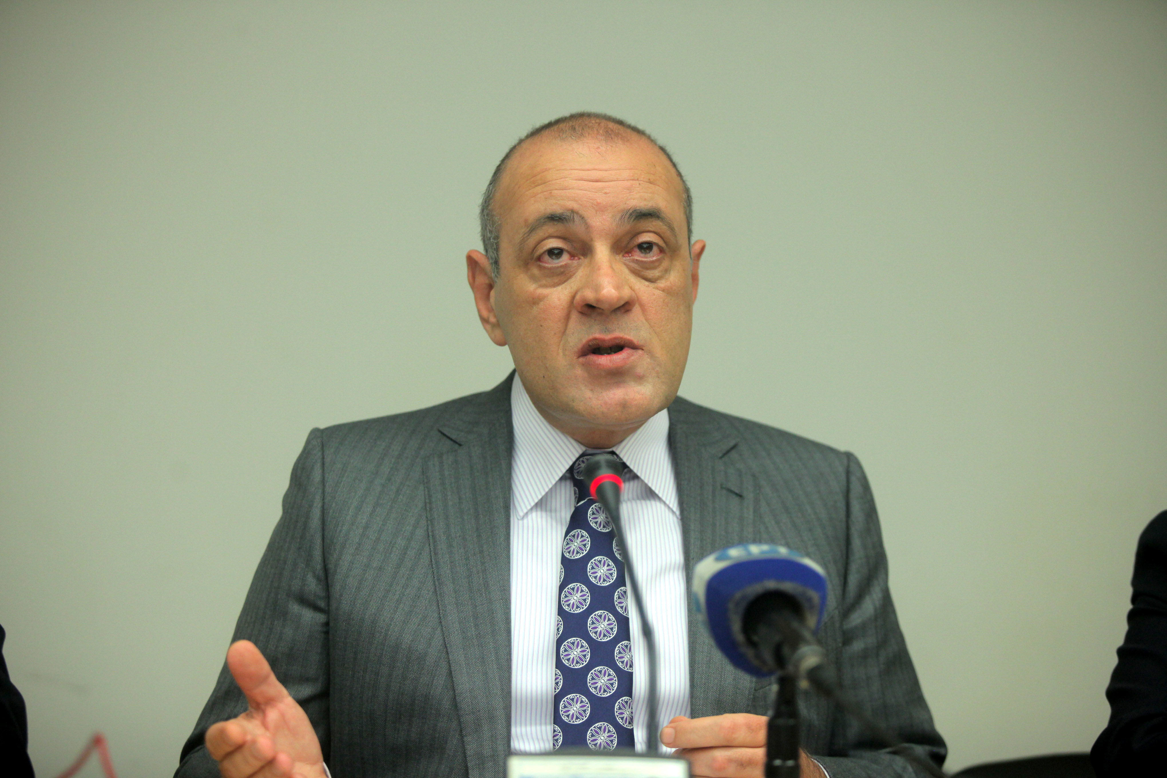 Πρόεδρος ΣΕΒ: Δεν γίνεται να κάνετε αγώνα να μην απολυθούν οι επίορκοι του Δημοσίου και να υπάρχουν 1 εκατομμύριο άνεργοι!