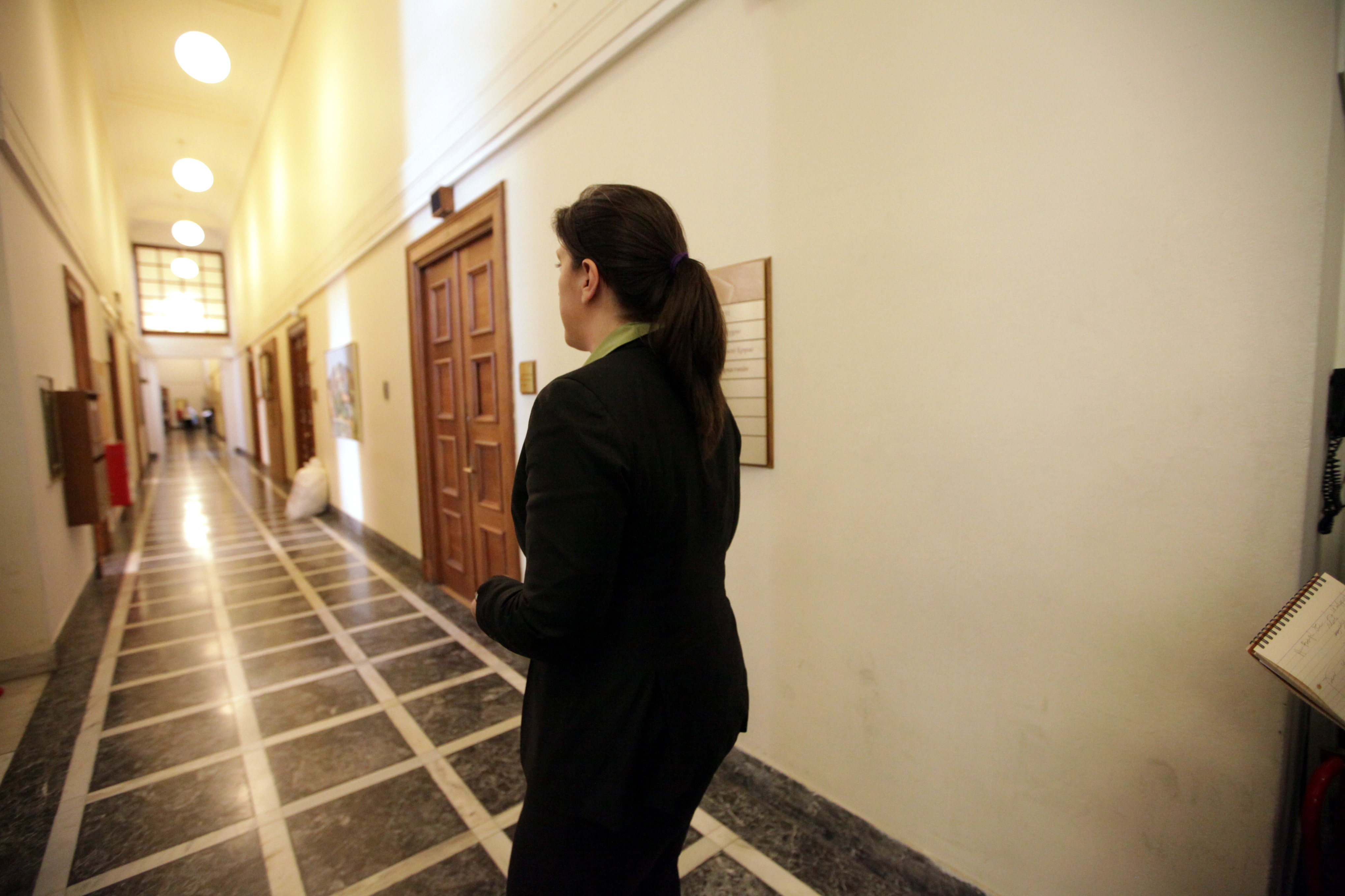 Απίστευτος διάλογος: Κωνσταντοπούλου: «Γιατί κ. Βενιζέλο, κυοφορείτε;» – Βενιζέλος: «Βεβαίως και το εύχομαι και σε εσάς»