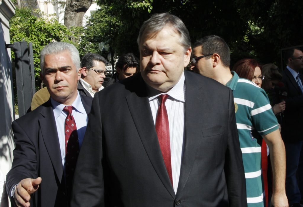 Αντιμνημονιακός ο Βενιζέλος;