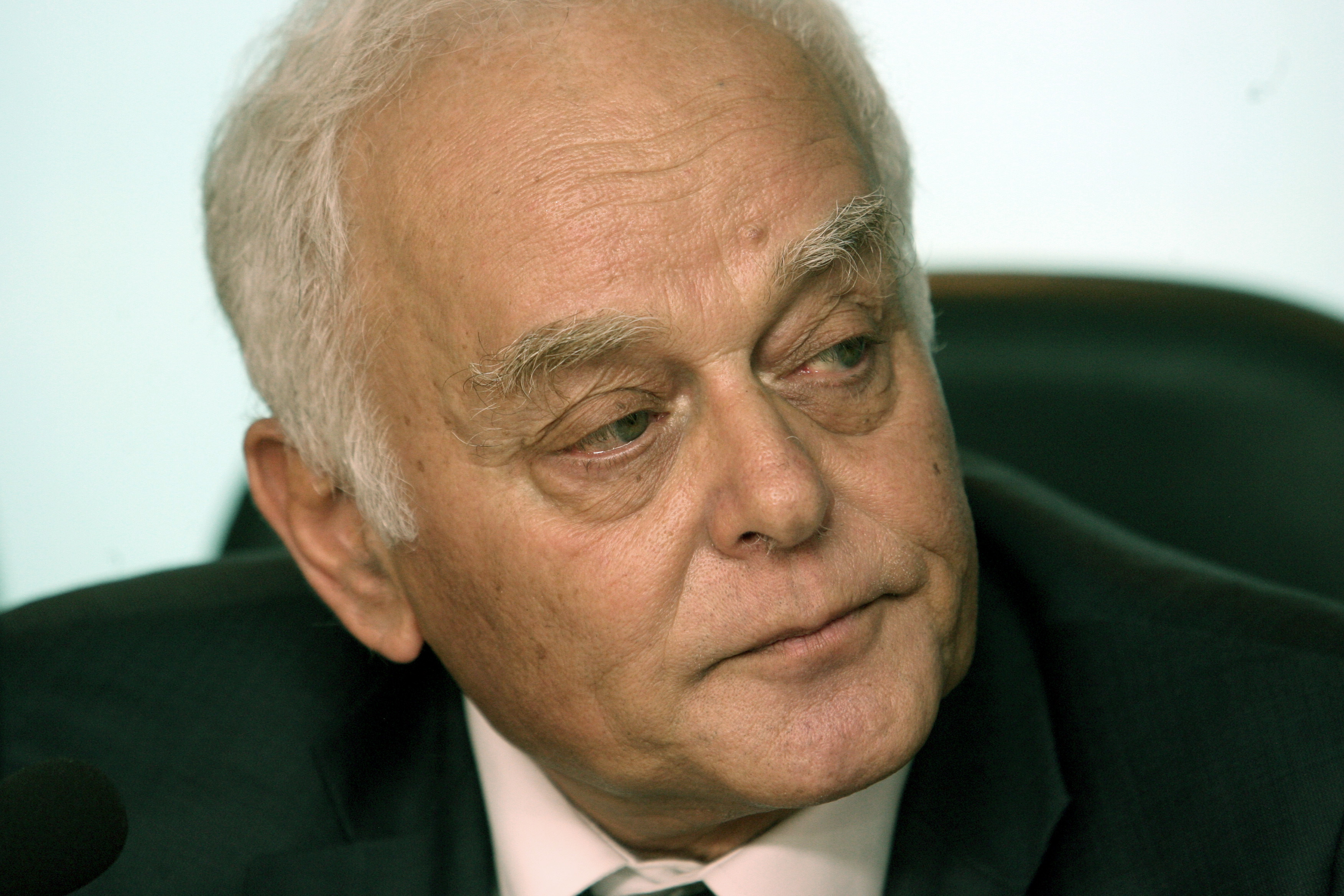 Στηρίζει την υποψηφιότητα Μπόλαρη ο Μανιτάκης