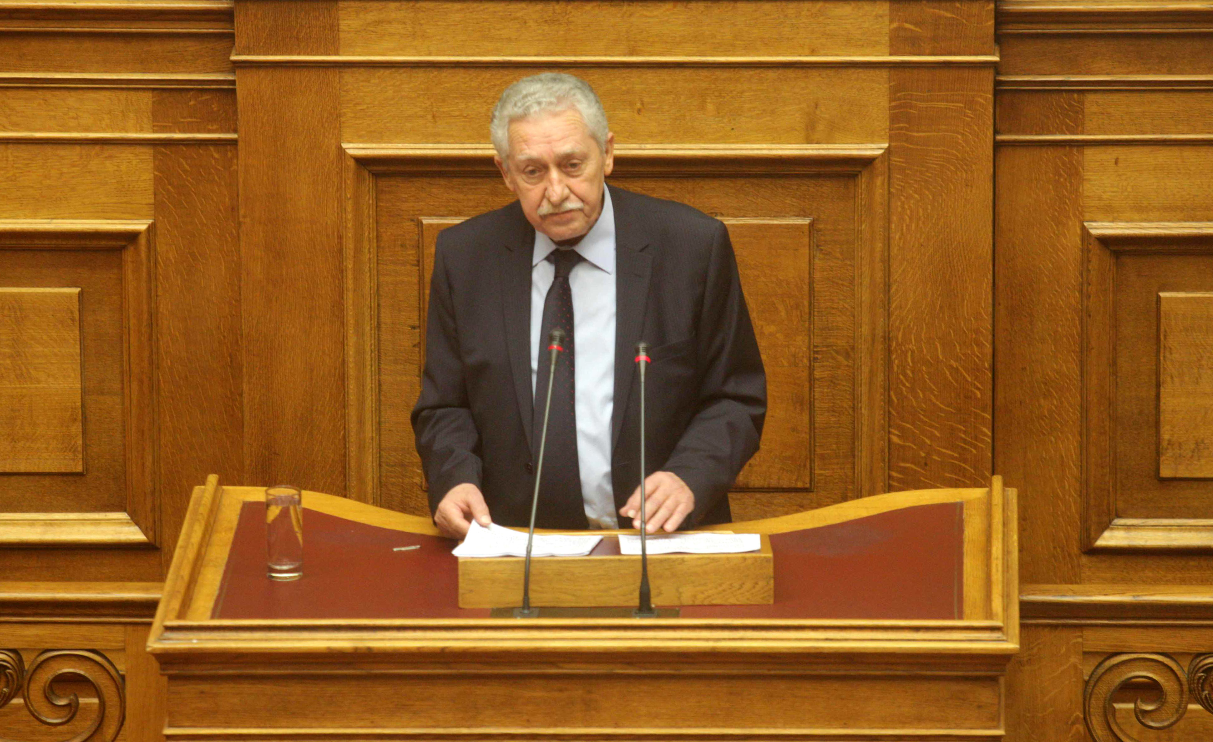 Νεο κεντροαριστερό πόλο σχεδιάζει ο Κουβέλης