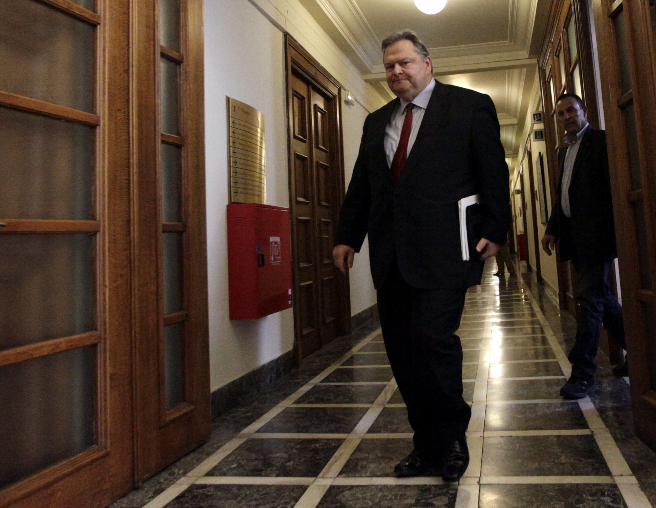 Βενιζέλος: Δεν πρέπει να ληφθούν νεα μέτρα