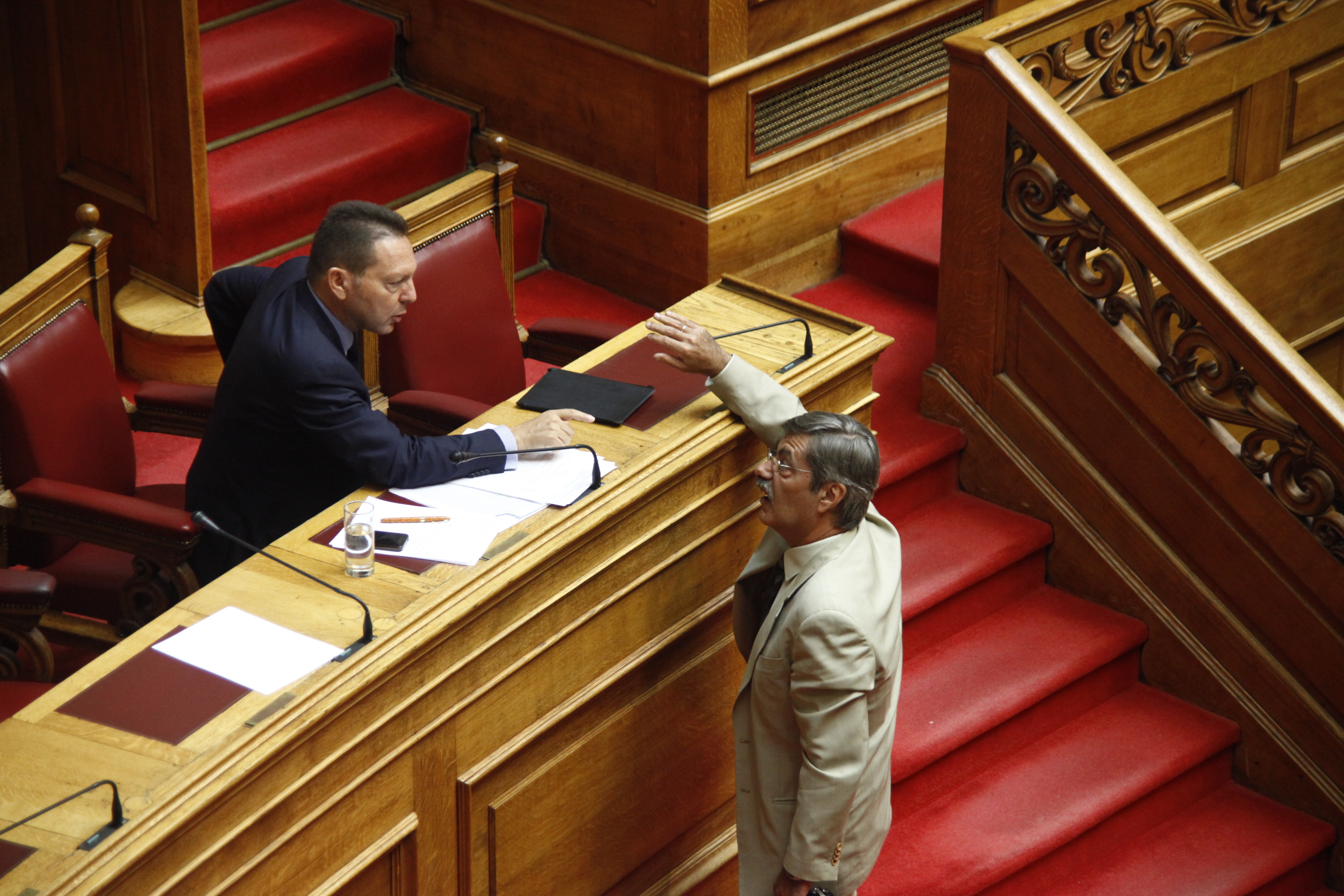 Χρύσανθος Λαζαρίδης: Δεν θα τους βοηθήσω να φάνε τον Στουρνάρα