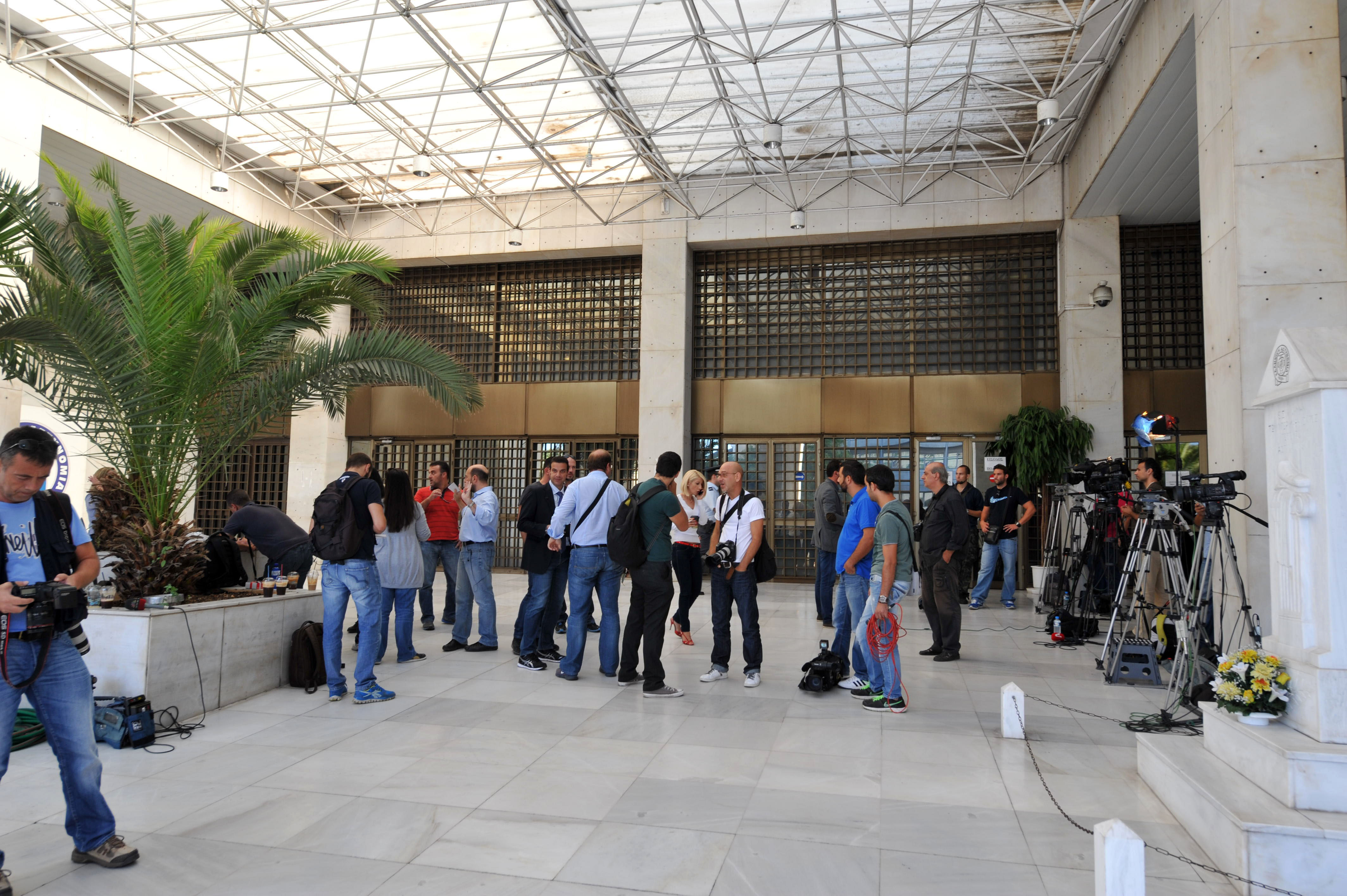 ΣΥΡΙΖΑ: Η δικαιοσύνη να αφεθεί απερίσπαστη στο έργο της