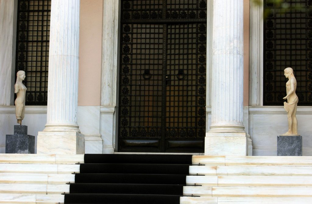 Το Μαξίμου προαναγγέλει ρήξη και ρίχνει την ευθύνη στους δανειστές! – «Εμείς κάναμε υποχωρήσεις! Οι Θεσμοί έχουν παντού κόκκινες γραμμές»