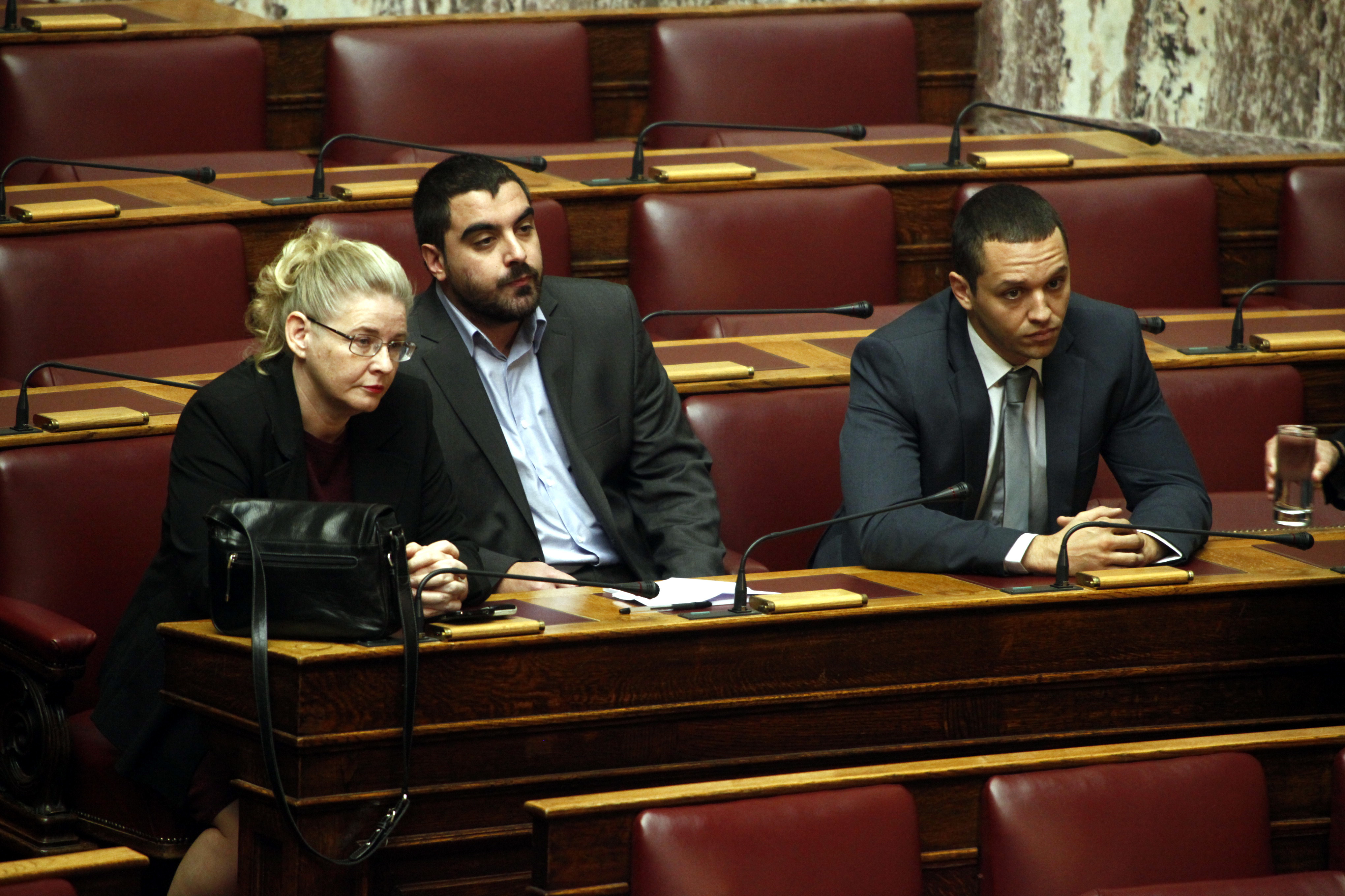 Συγκλονιστικές μαρτυρίες βουλευτών για την συμπεριφορά των Χρυσαυγιτών στην Βουλή – Φοβήθηκε την… Πηγάδα, προφυλακισμένος για την δολοφονία Φύσσα