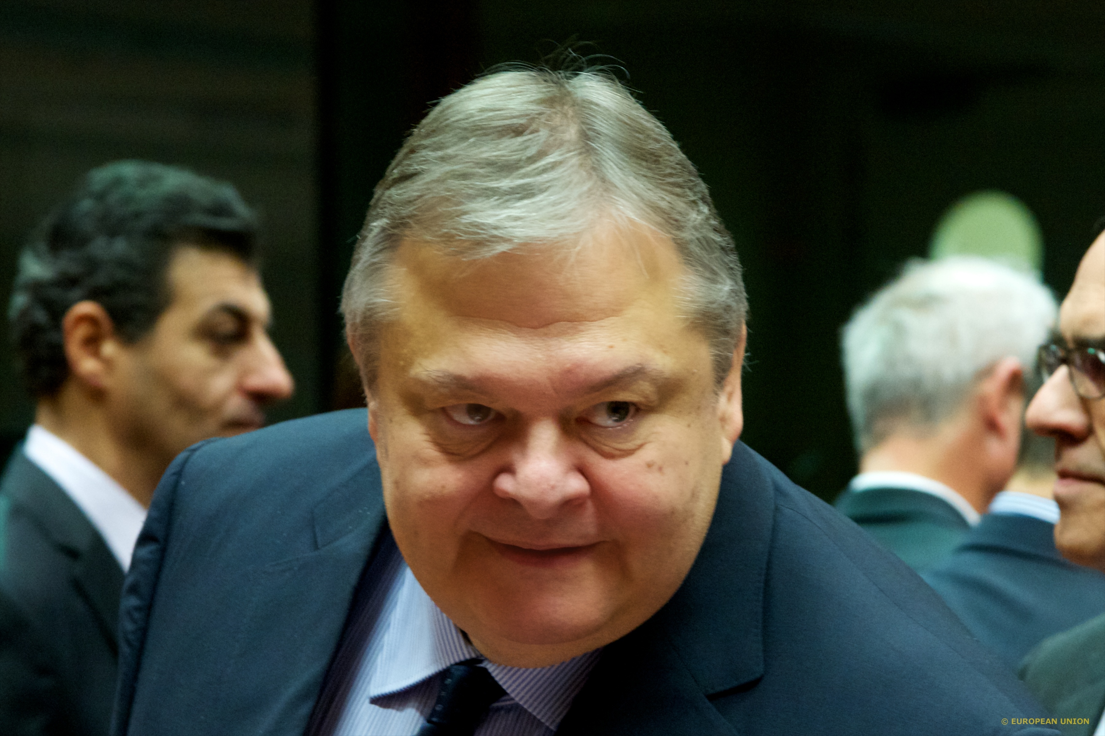 Προ των ευθυνών τους – Βενιζέλος: Θα θέσει θέμα εμπιστοσύνης στο πρόσωπό του