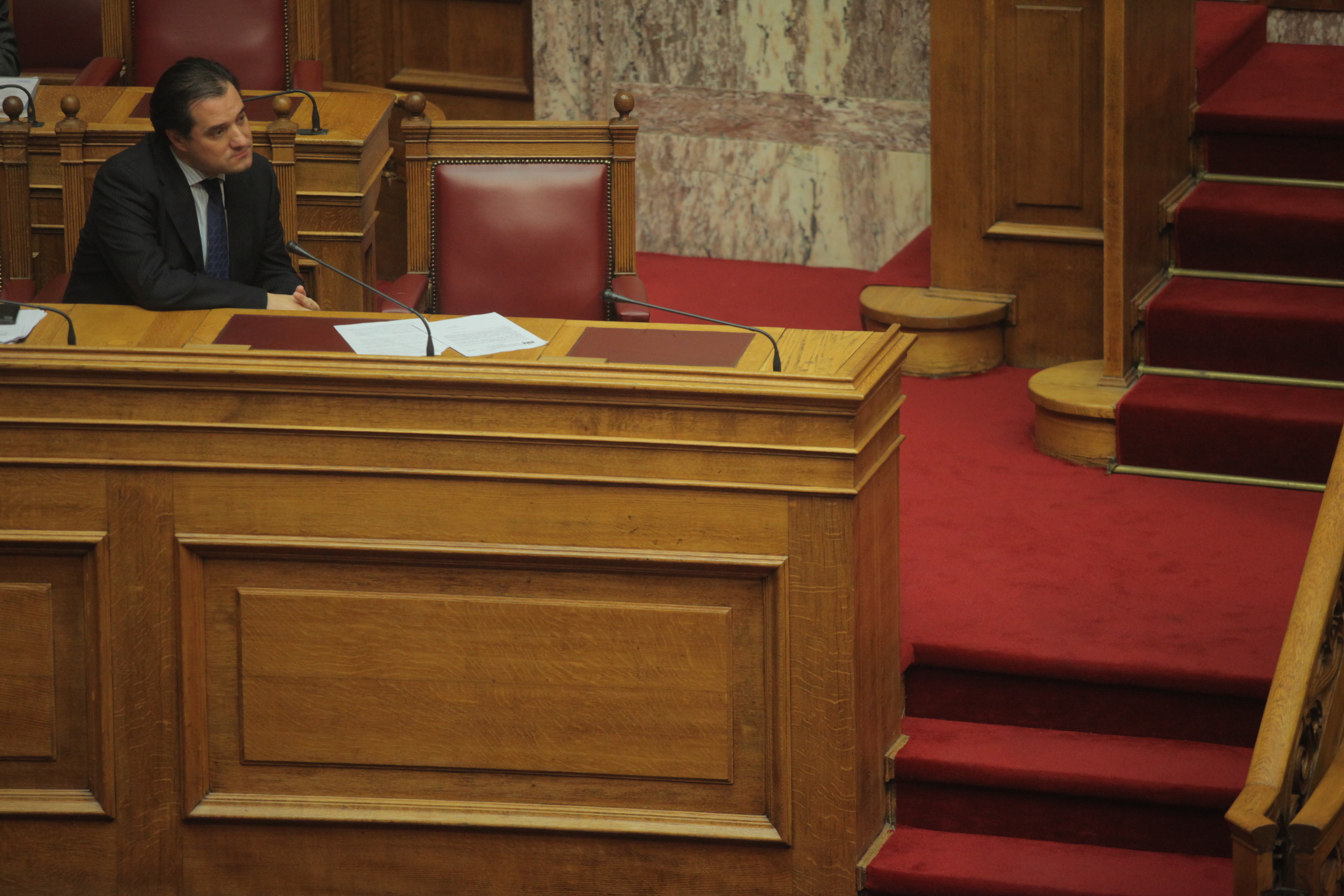 Στα άκρα οδηγείται η κόντρα Κυβέρνησης – γιατρών για τη διαθεσιμότητα