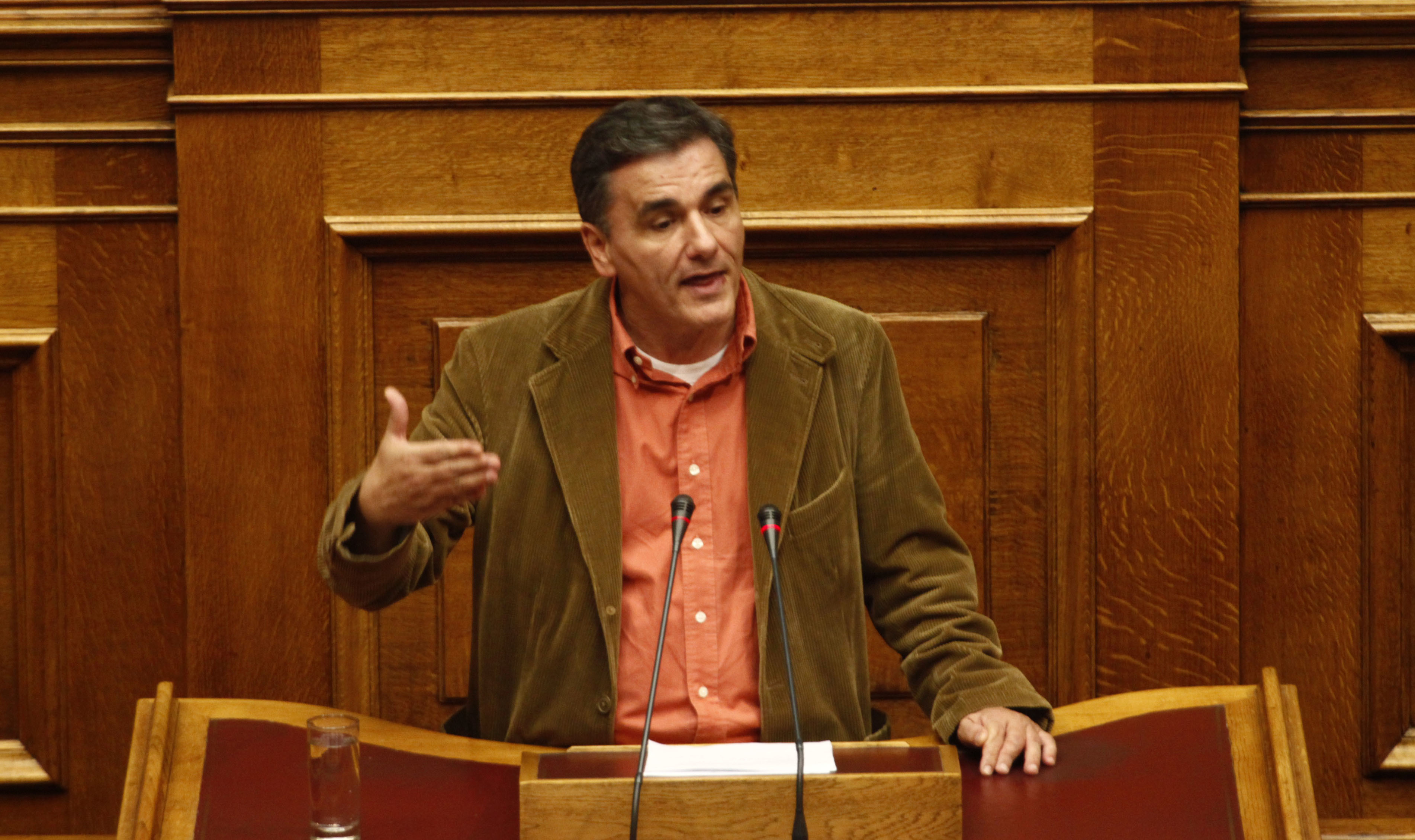 Τσακαλώτος: Αν ισχύουν τα μισά για τον Καρυπίδη δεν έχει θέση στο κόμμα μας