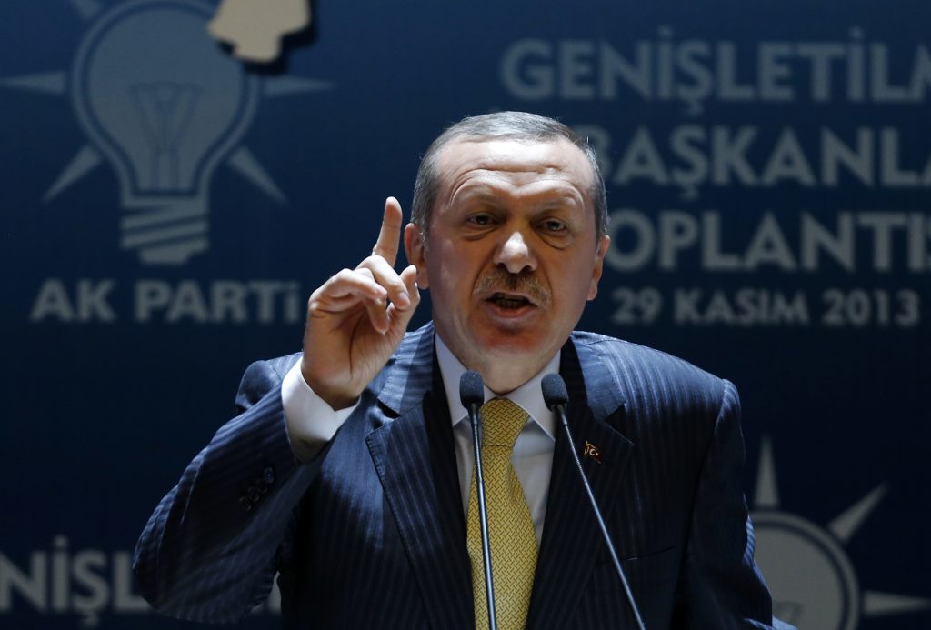 Σκληρή απάντηση της Ελλάδας στις προκλητικές δηλώσεις Ερντογάν – Ο τούρκος πρωθυπουργός έφτασε την Τουρκία μέχρι την Θεσσαλονίκη!
