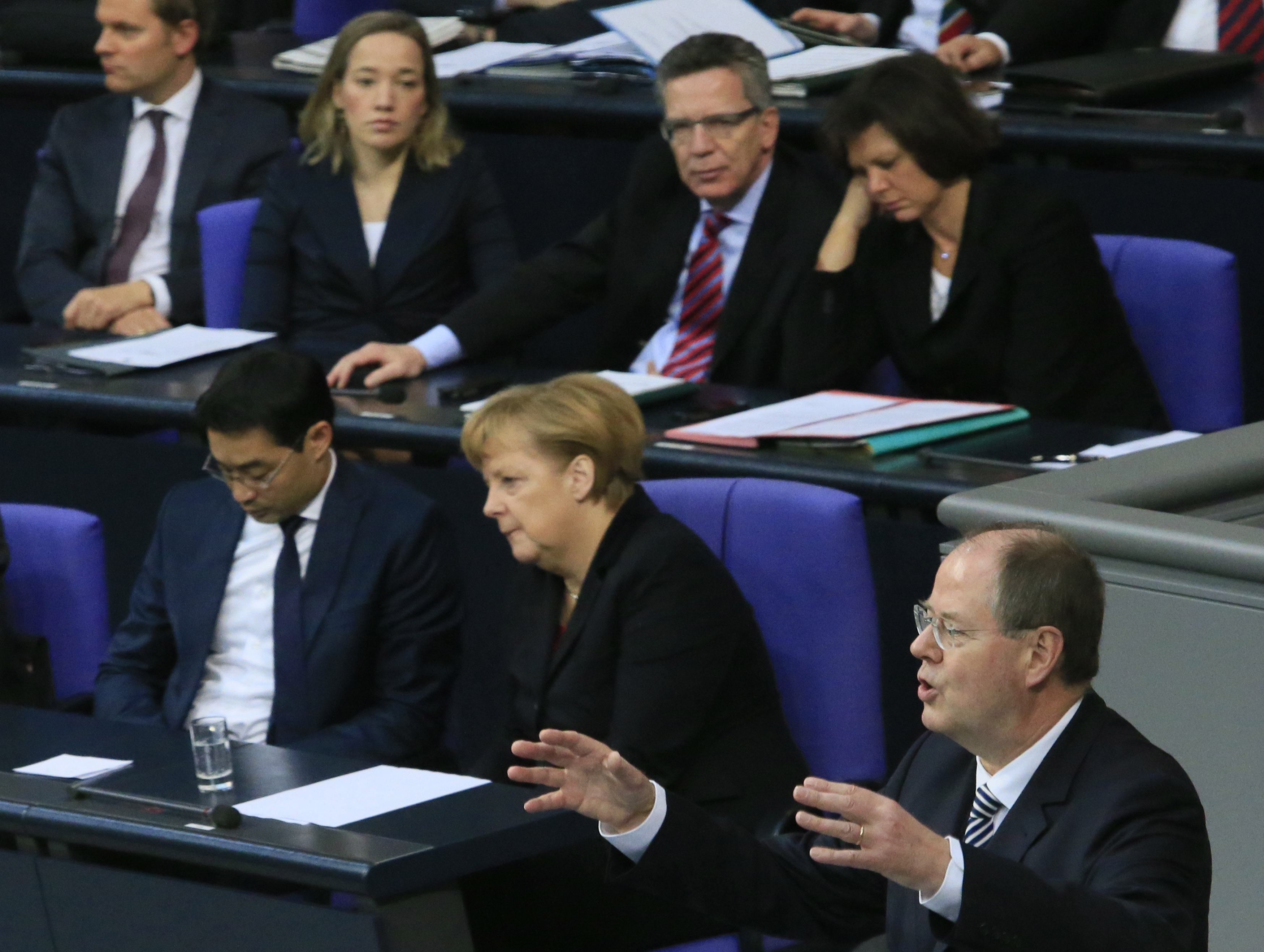 Αναβολή της ψήφισης του ελληνικού προγράμματος από την Γερμανική Βουλή ζήτησε το SPD