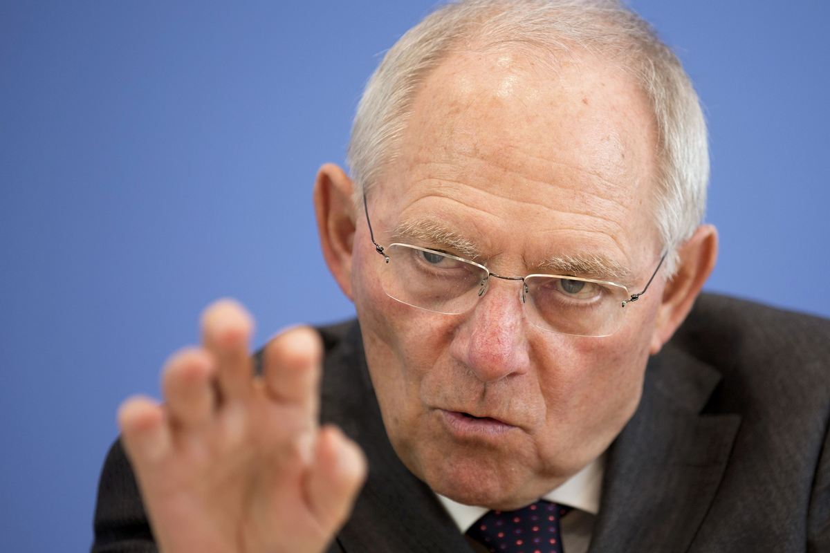 Οι ανοησίες Σόιμπλε προκαλούν οργή και αγανάκτηση