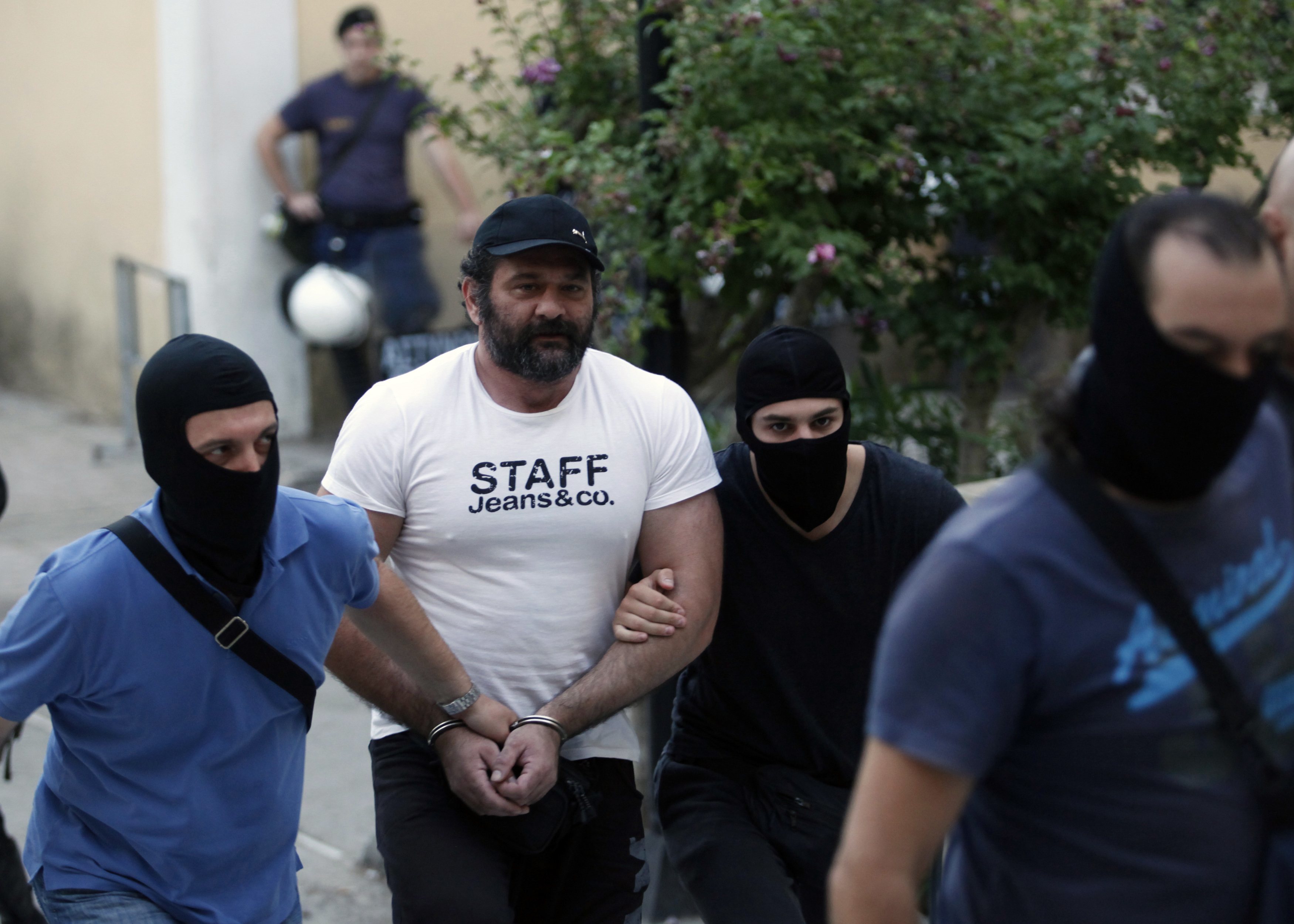 Δεν θα πιστέψετε με ποιόν μοιάζει ο βουλευτής Λαγός – ΦΩΤΟ