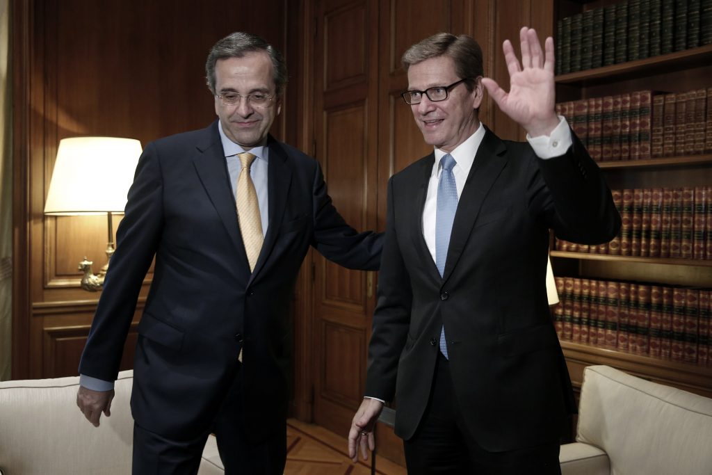 Ο Γερμανός υπουργός Εξωτερικών με τον Έλληνα πρωθυπουργό στην πρόσφατη επίσκεψή του στην Αθήνα στις 4 Ιουλίου ΦΩΤΟ REUTERS