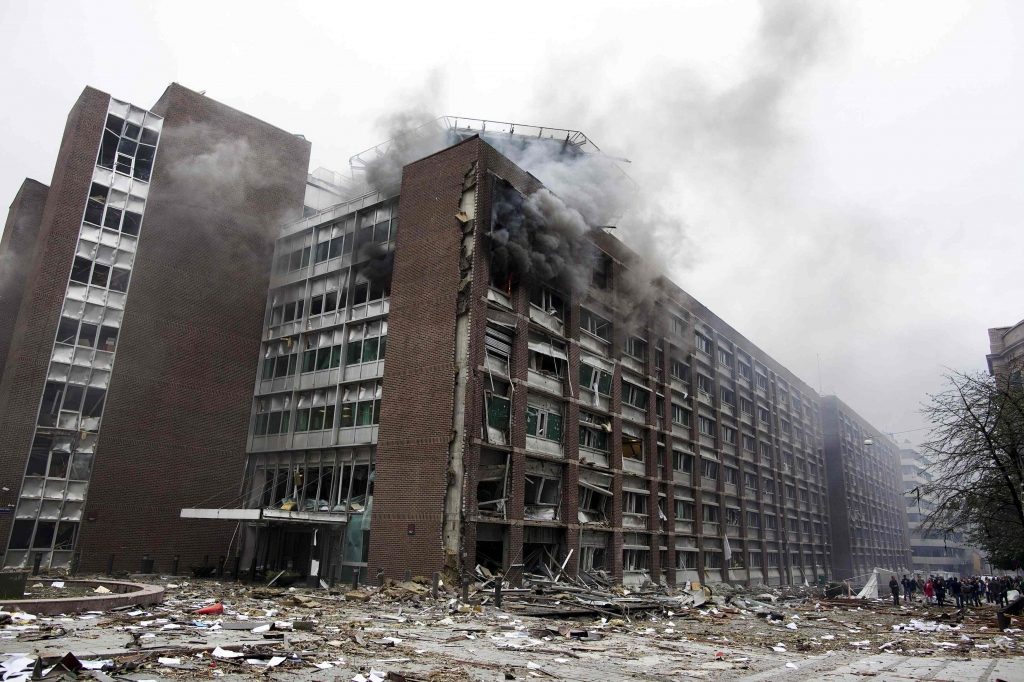 Βίντεο ντοκουμέντο μέσα από το κυβερνητικό κτίριο στο ‘Οσλο δευτερόλεπτα μετά την έκρηξη!
