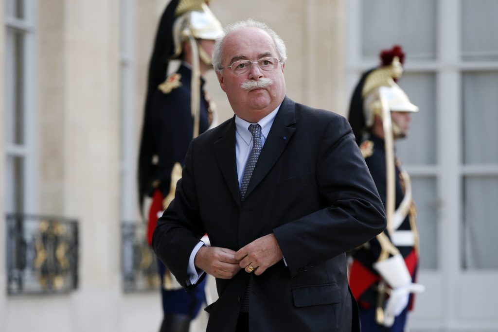 Ο μεθυσμένος οδηγός εκχιονιστικού κατάφερε να αφήσει ακέφαλο πετρελαϊκό κολοσσό!