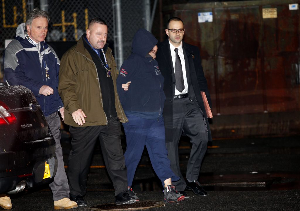 Μαζική σφαγή – μυστήριο σε εξοχικό σπίτι – 9 νεκροί!