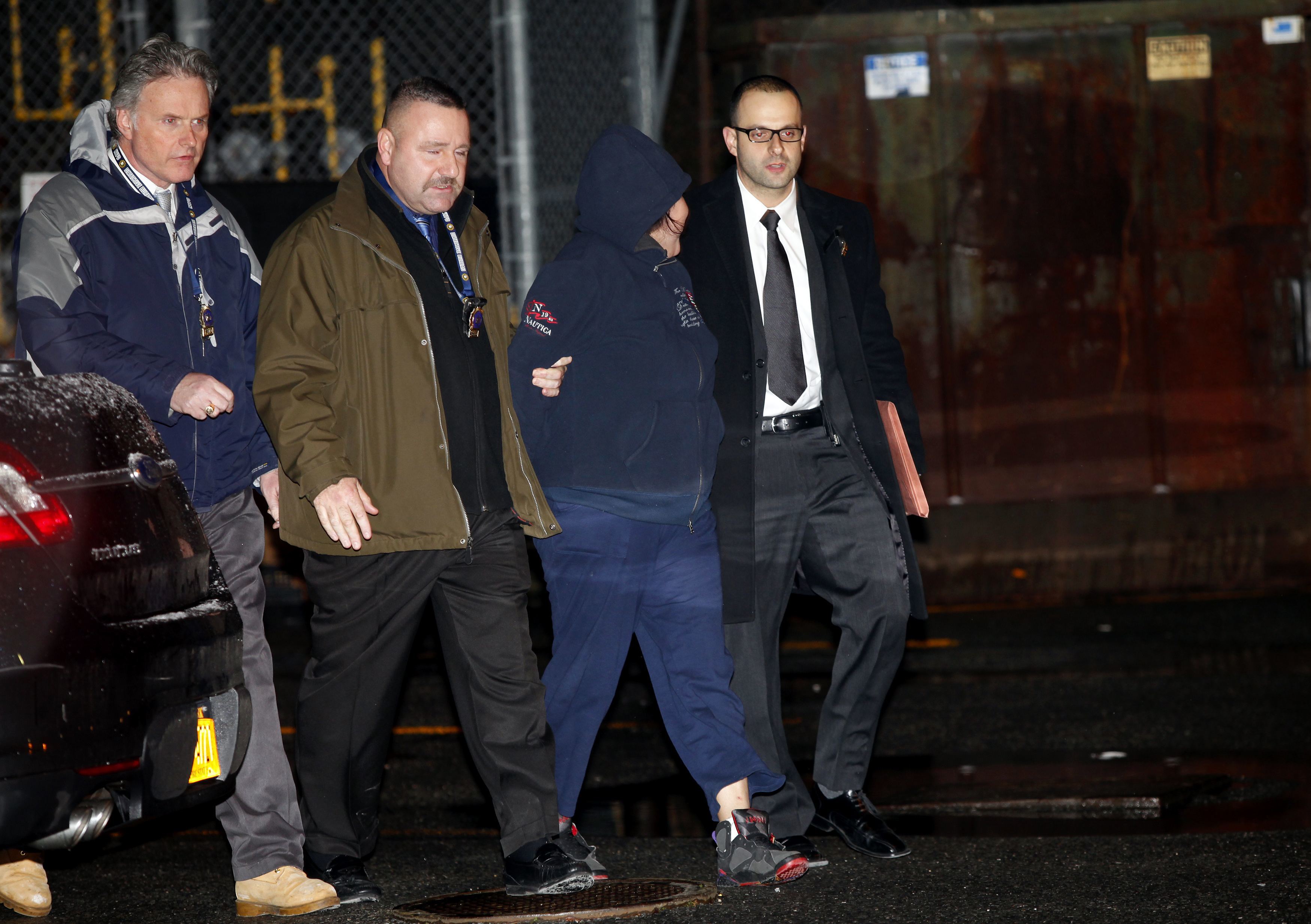 Μαζική σφαγή – μυστήριο σε εξοχικό σπίτι – 9 νεκροί!