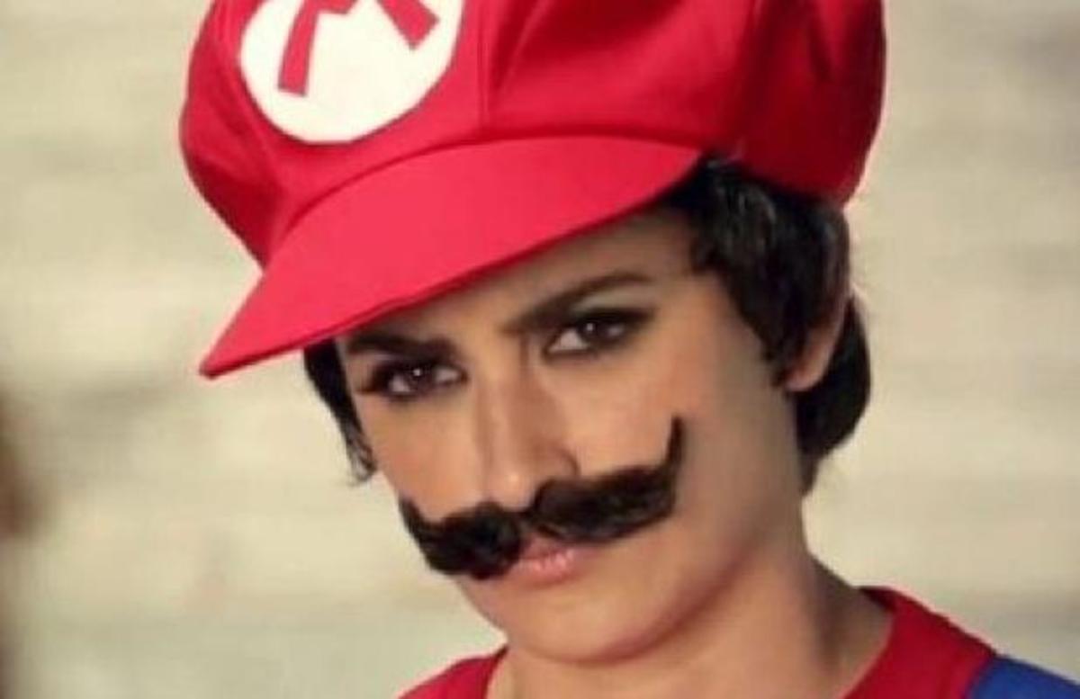 Μαντέψτε ποιά είναι! Απίθανη μεταμόρφωση διάσημης ηθοποιού!