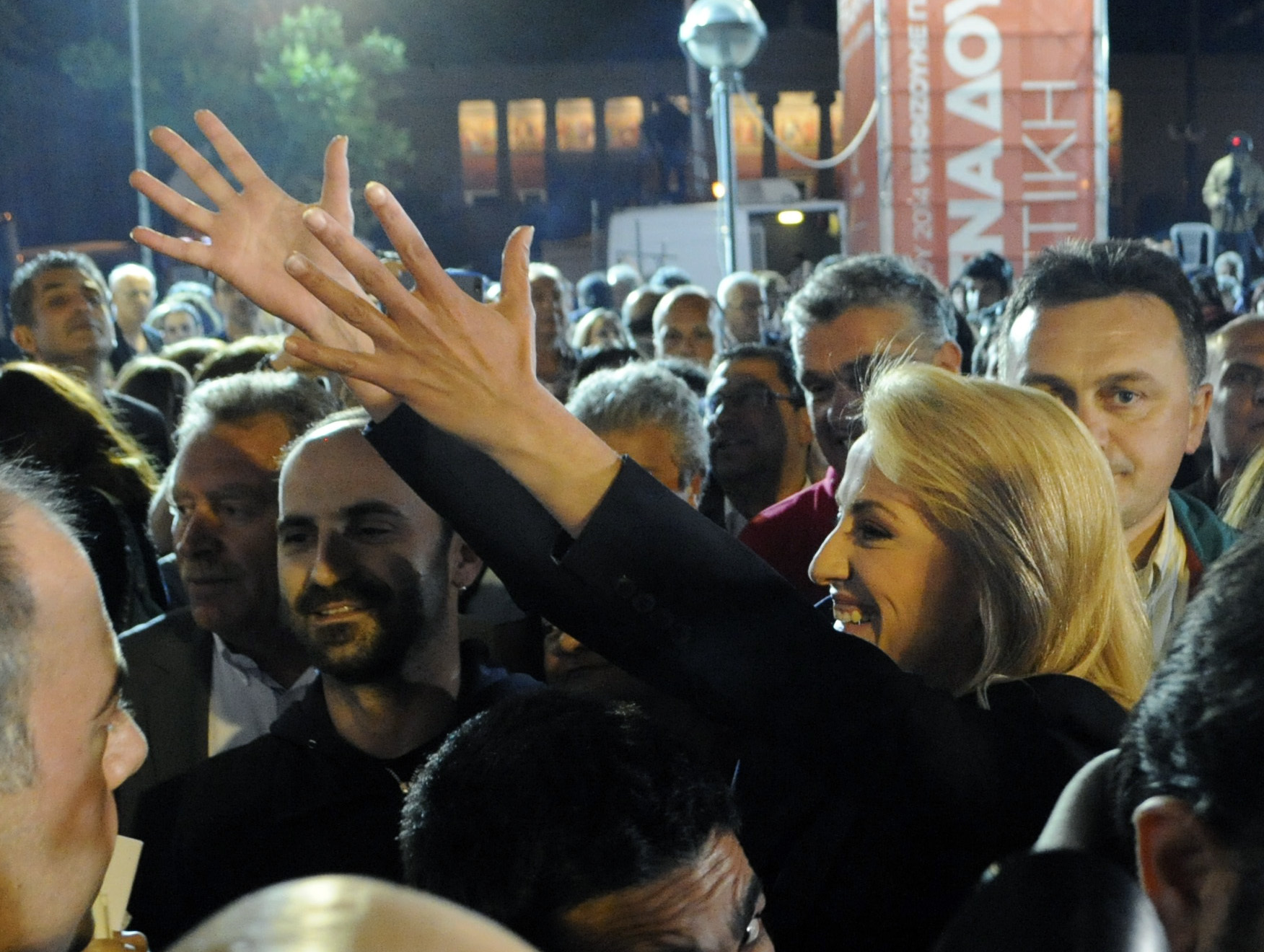 Guardian για εκλογές: Οι Έλληνες καταψήφισαν τη λιτότητα – Σοκ τα ποσοστά της ΧΑ