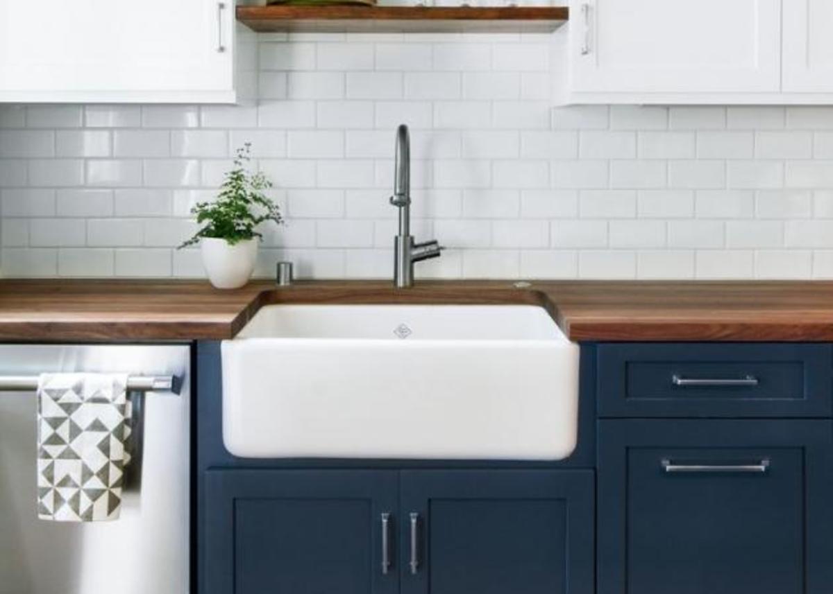 Διακόσμηση: Οι καλύτερες navy κουζίνες για να πάρεις ιδέες!