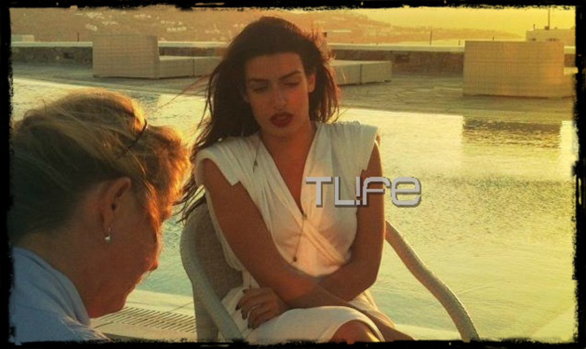 Τι έκανε η Τόνια Σωτηροπούλου στη Μύκονο; Βίντεο και φωτογραφίες