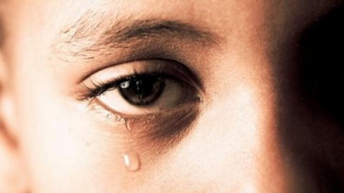 Θύματα του κουρέματος τα ορφανά του κυπριακού “Helios”