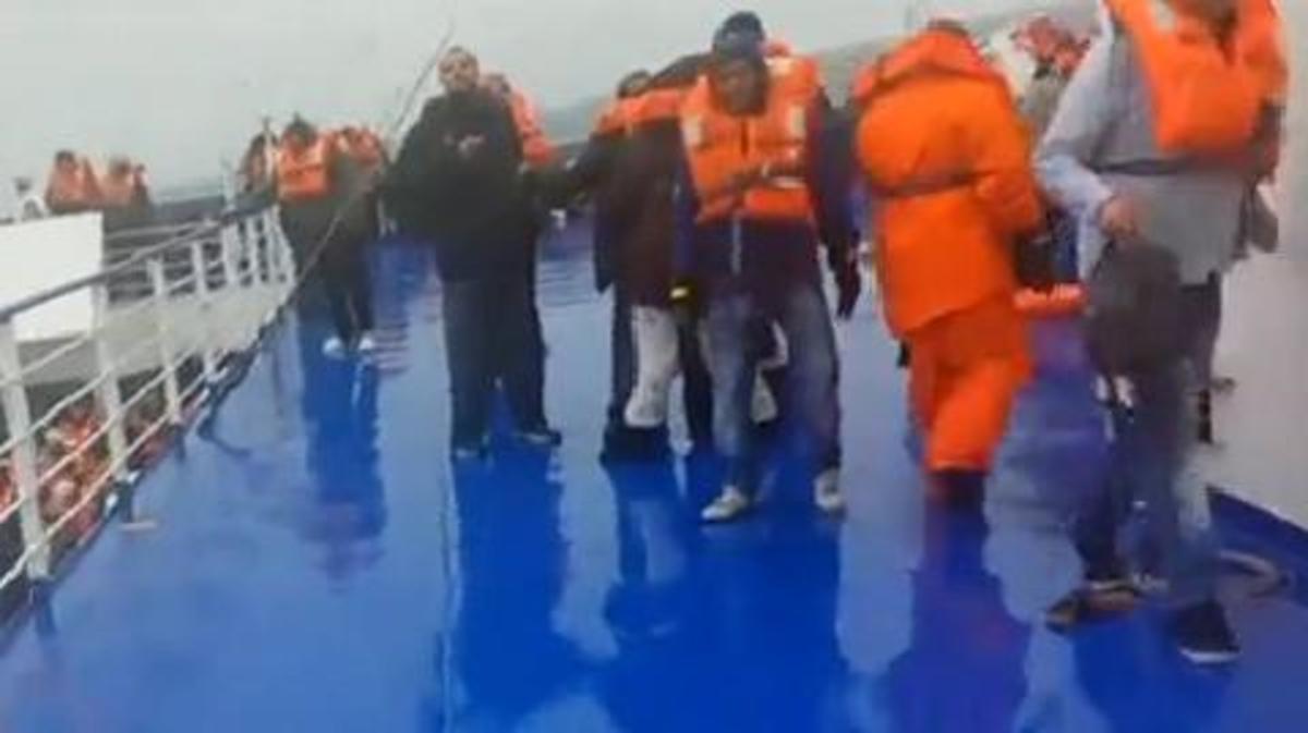 Νέο βίντεο ντοκουμέντο από το φλεγόμενο Norman Atlantic: Πανικός στο κατάστρωμα – Επιβάτες ψάχνουν τους δικούς τους
