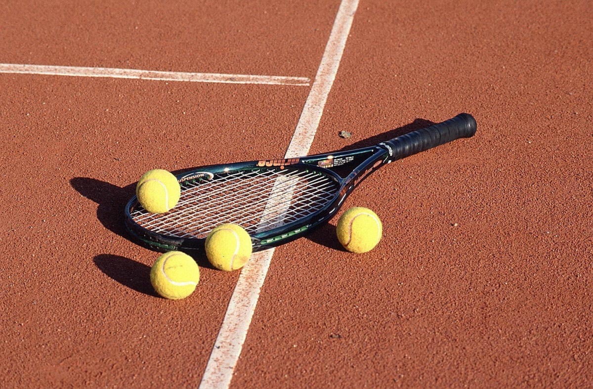 Βίασαν ομαδικά αμερικανίδα αθλήτρια σε τουρνουά τένις στον Μαραθώνα!