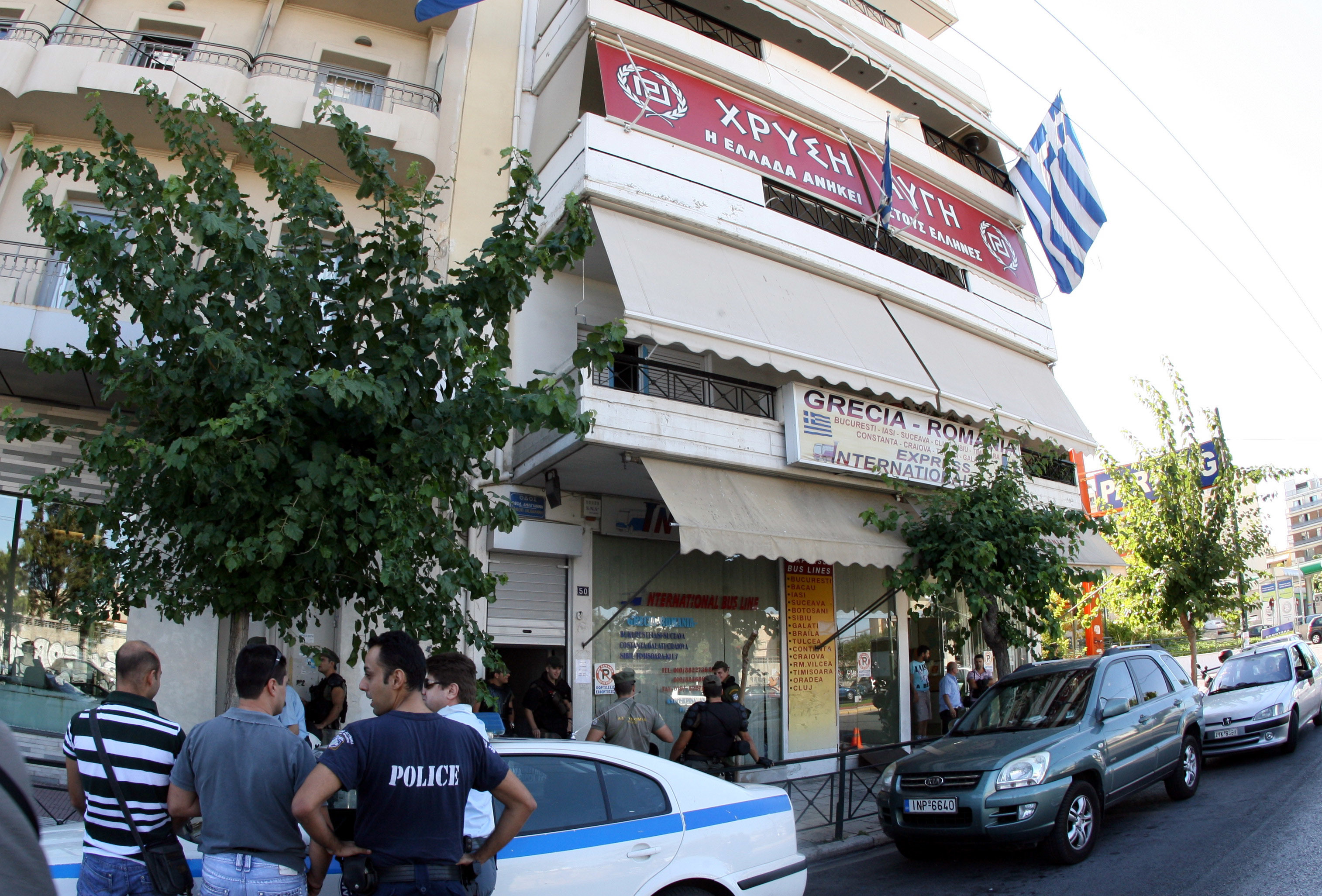 Παραδόθηκε στην αντιτρομοκρατική καταζητούμενος για τη δολοφονία του Π. Φύσσα