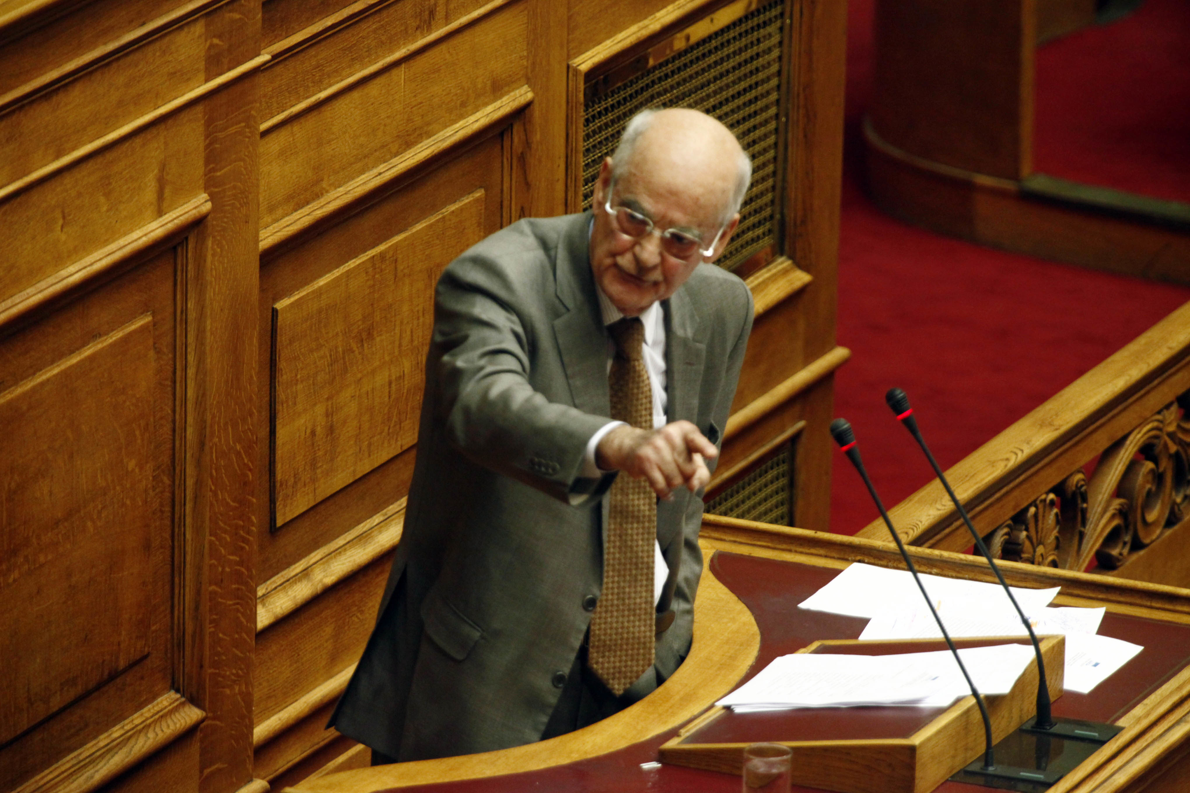 Καταψήφισε τις διατάξεις για το ΤΕΕ ο Απόστολος Κακλαμάνης