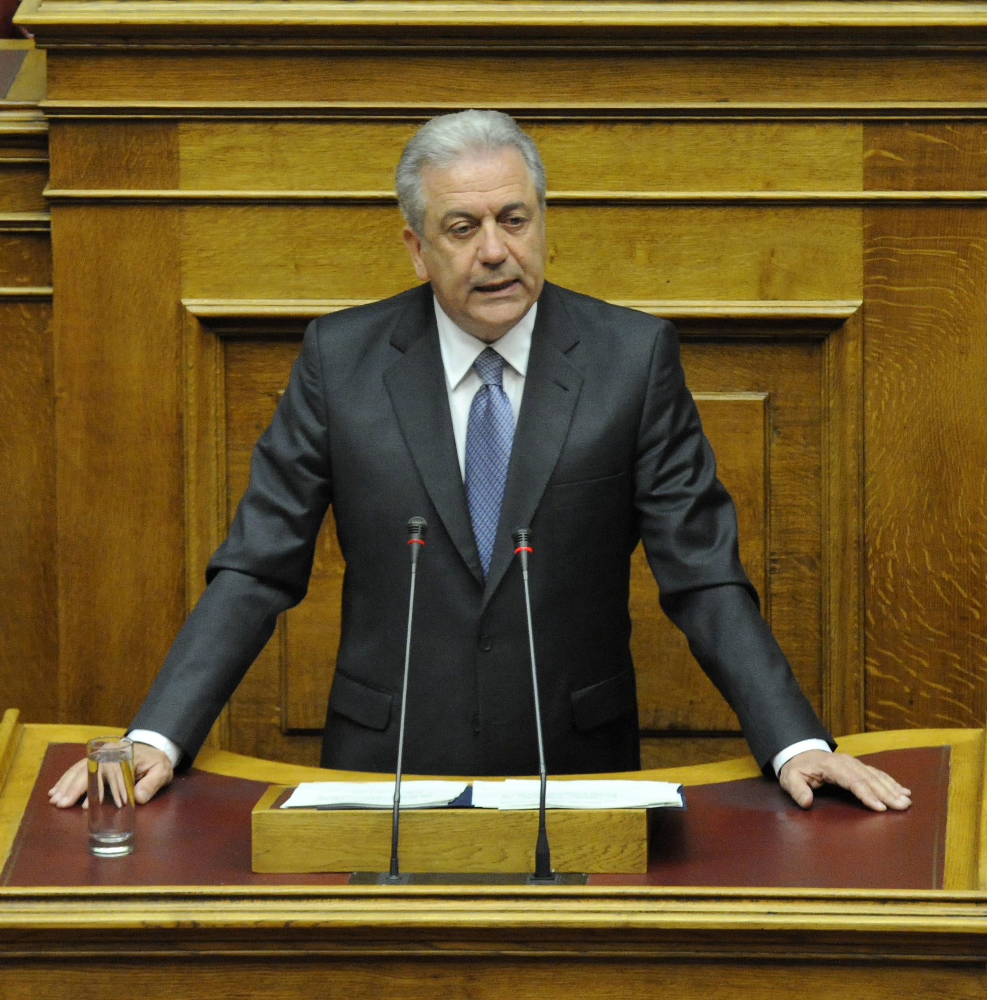 Αβραμόπουλος: Όχι στην Εξεταστική για τα υποβρύχια