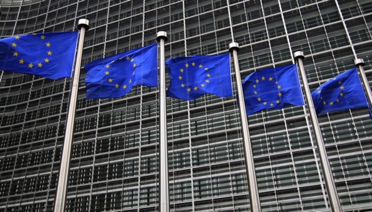 Μπράβο με αστερίσκους στην έκθεση της ΚΟΜΙΣΙΟΝ – 6,3 δις εκταμιεύονται την επόμενη εβδομάδα