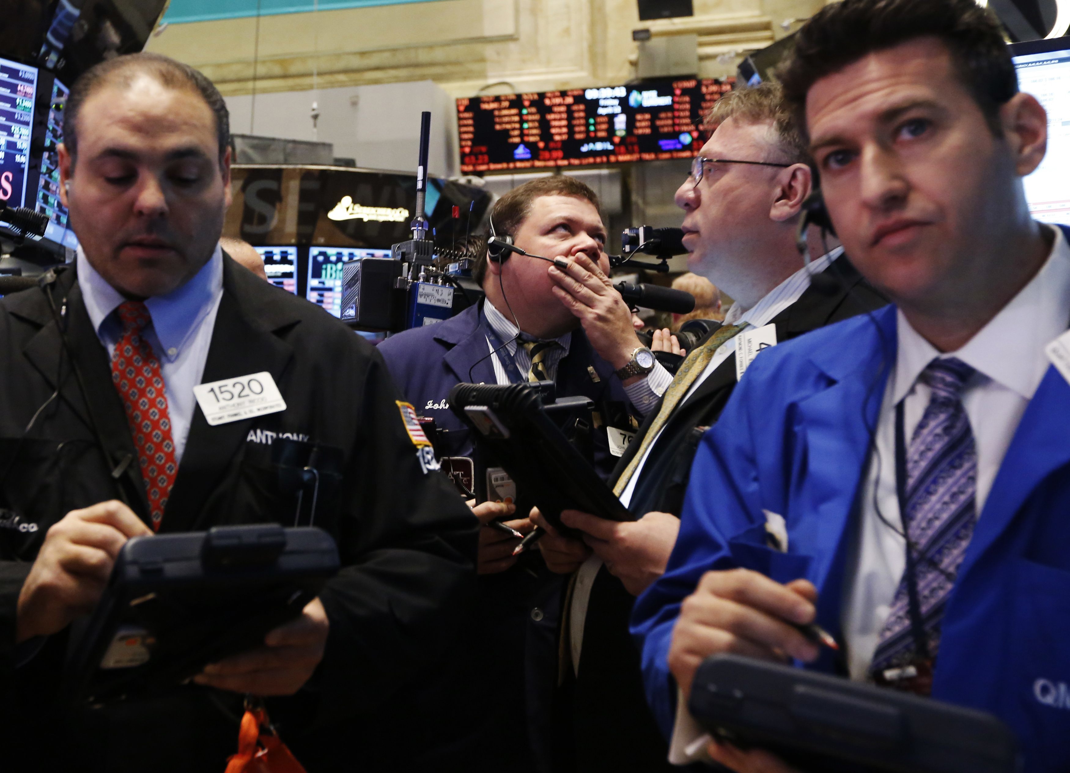 Τρόμαξαν και την Wall Street οι εκρήξεις στην Βοστόνη
