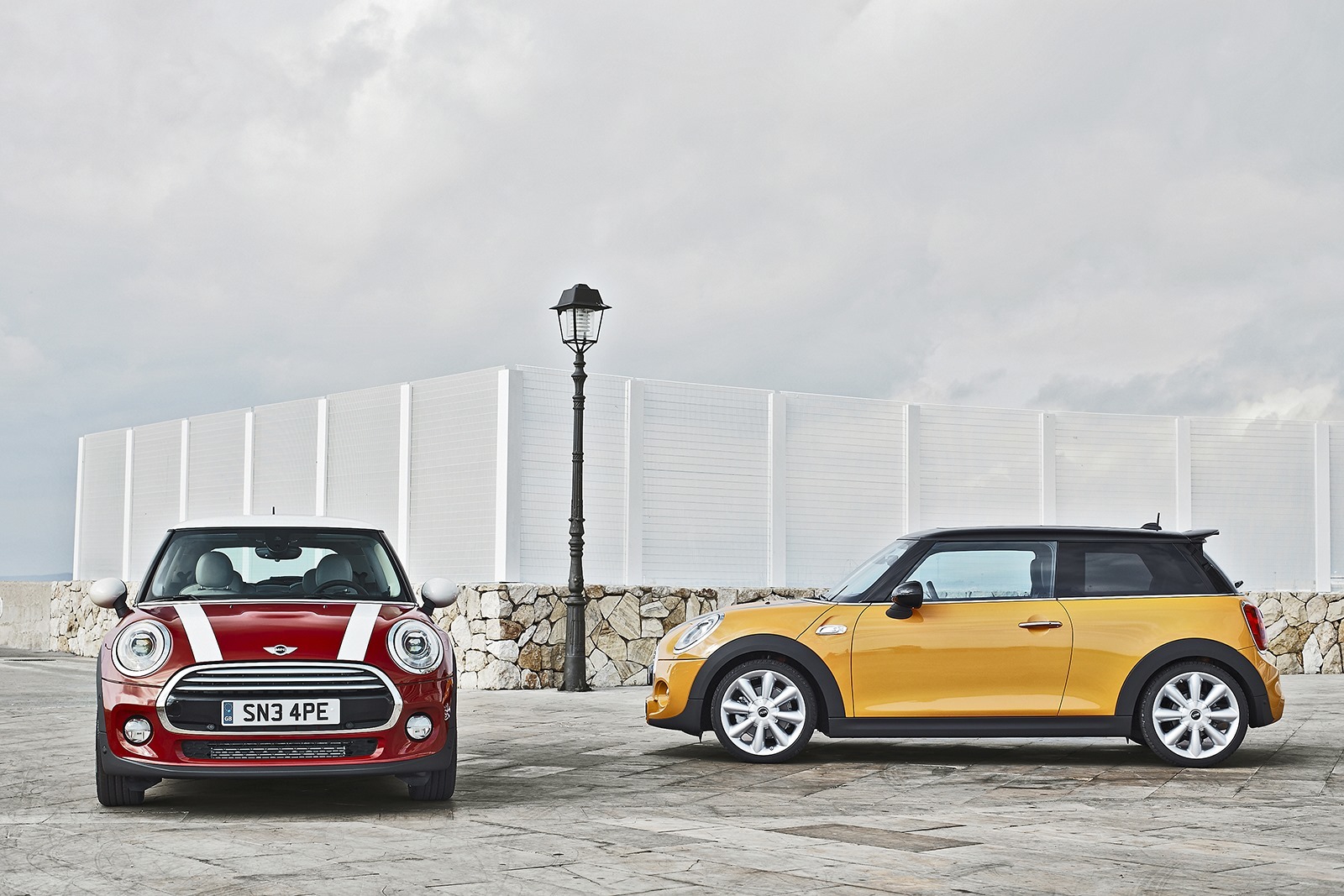 Νέο MINI Cooper: Αποκαλύφθηκε και επίσημα η 3η γενιά του