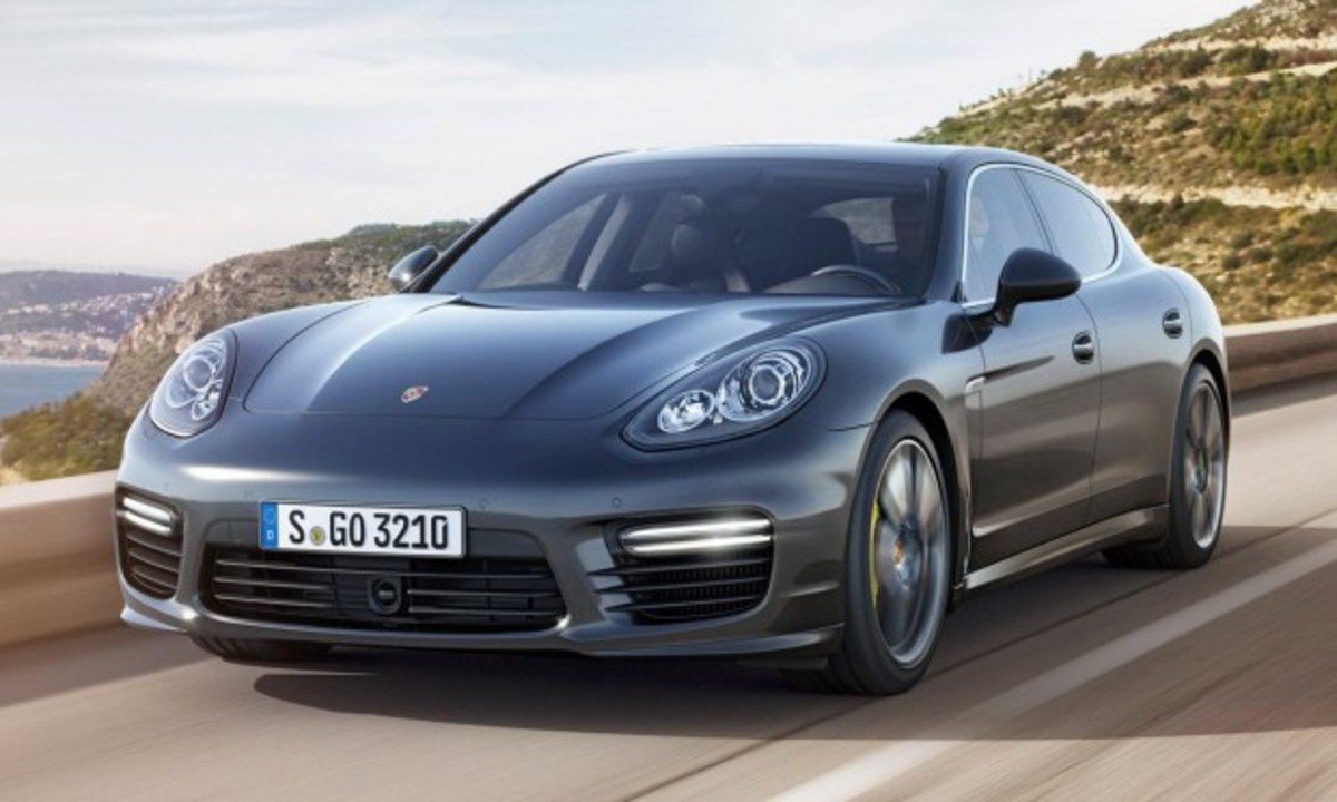 Η έκδοση Turbo S συμπληρώνει το παζλ της νέας Porsche Panamera