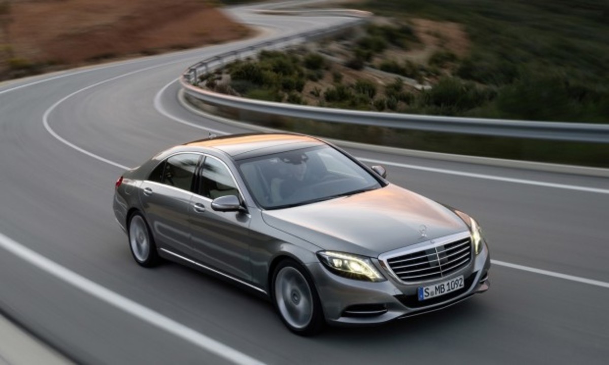 H ιστορία της Mercedes-Benz S-Class σε ένα βίντεο