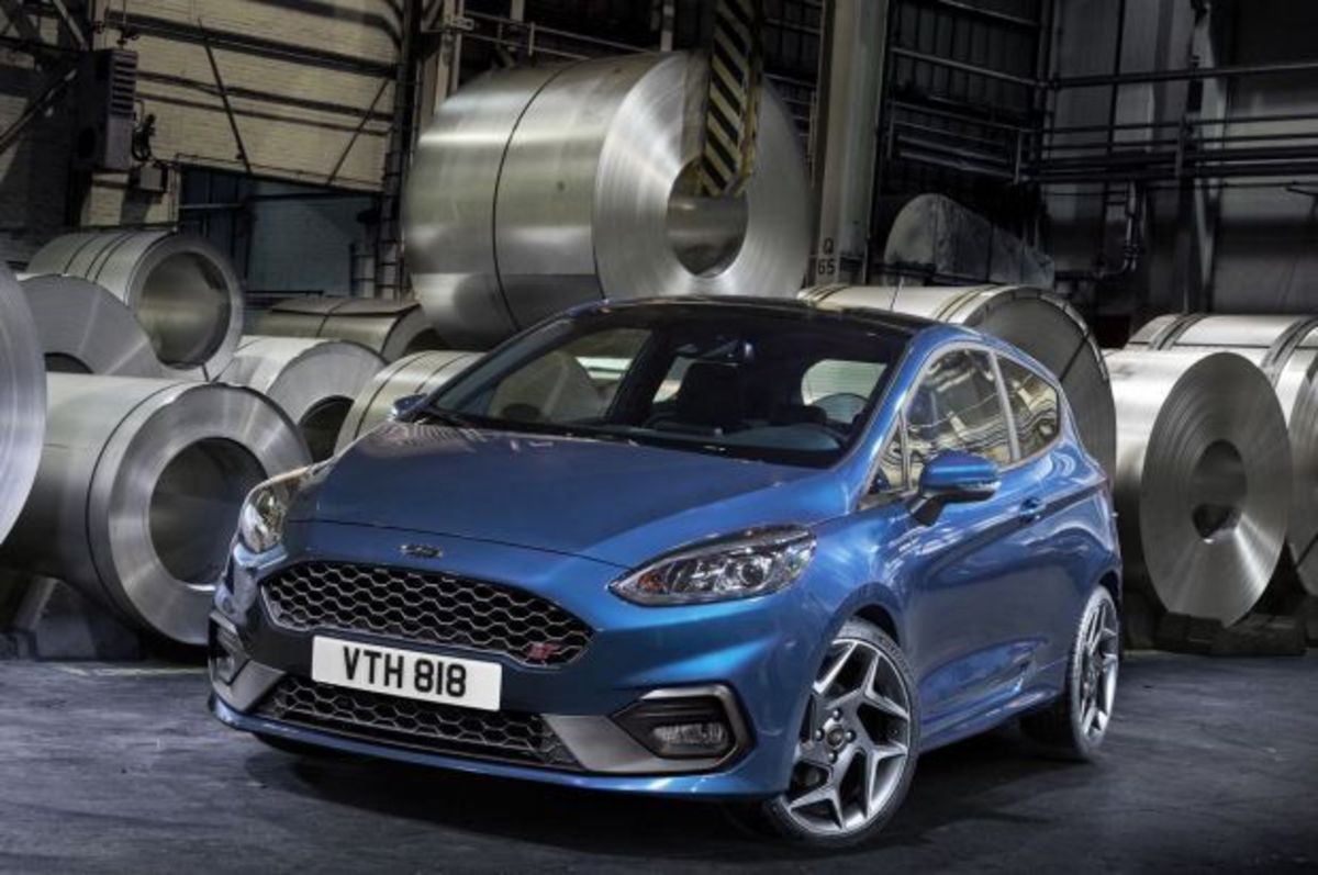 Το νέο Ford Fiesta ST παρουσιάστηκε με μοτέρ που κανείς δεν περίμενε [vid]