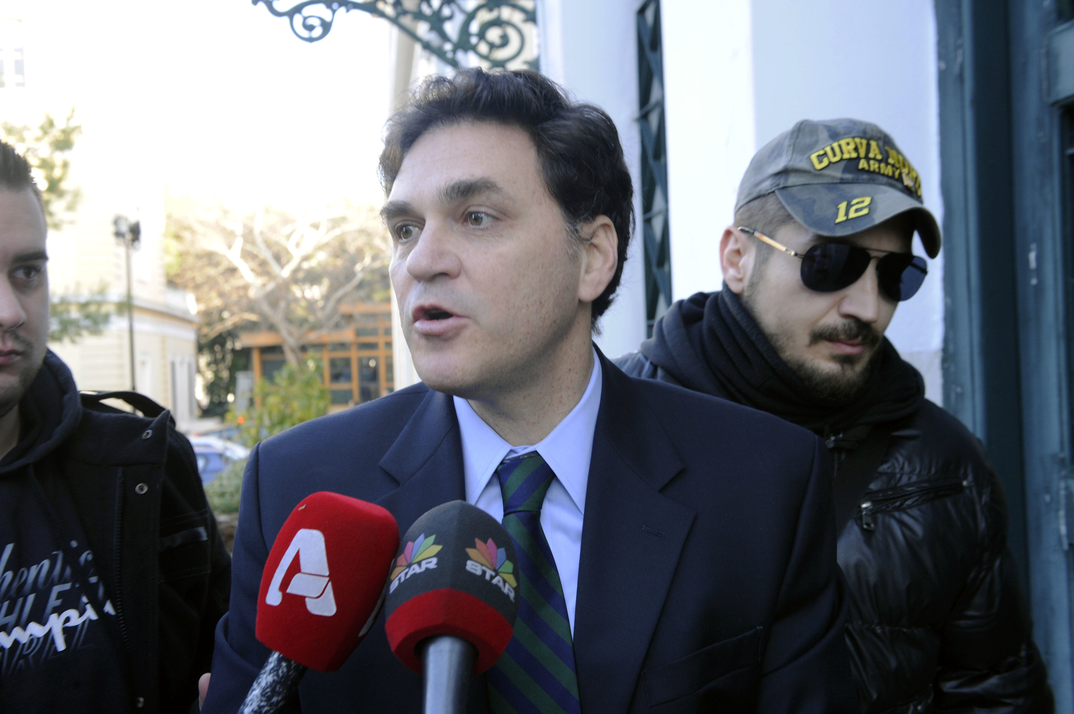 Μαραθώνια η απολογία Φιλιππίδη – Τι απαντά για τα δάνεια