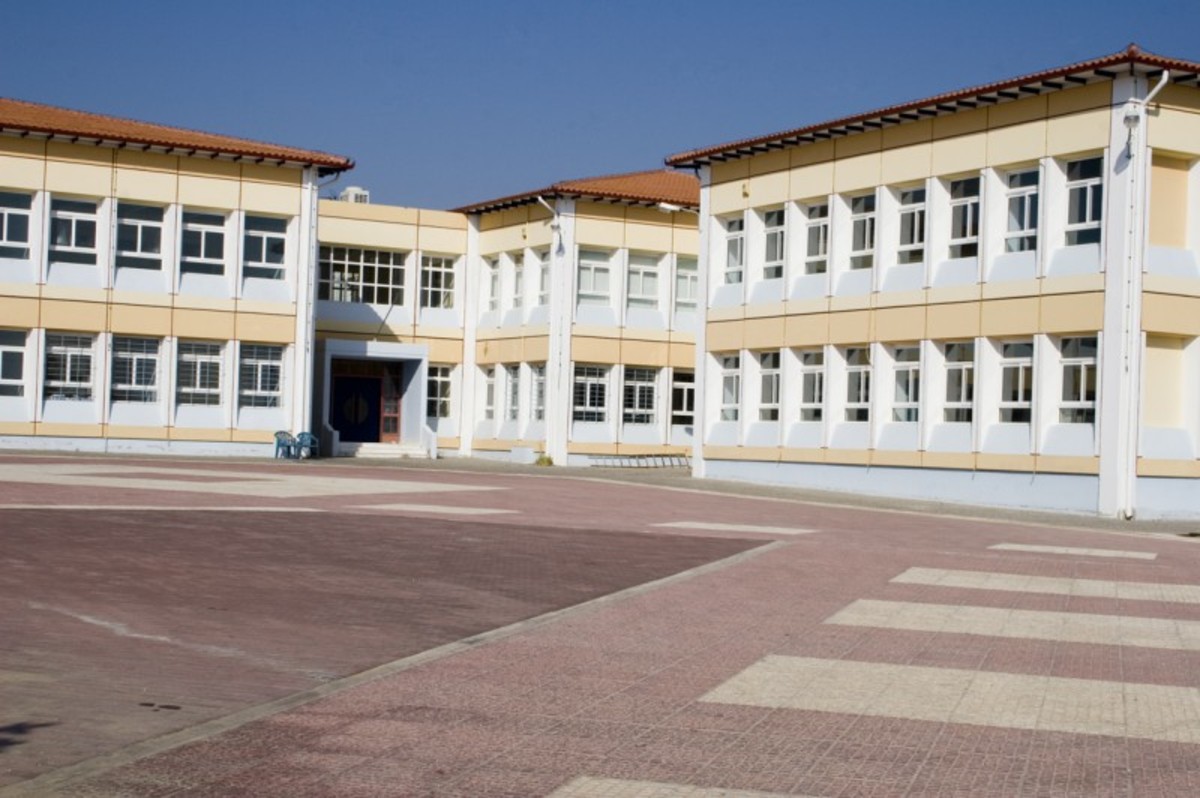 Τα 64 σχολεία που αναβαθμίζονται ενεργειακά-Σχολείο πρότυπο η Γκράβα