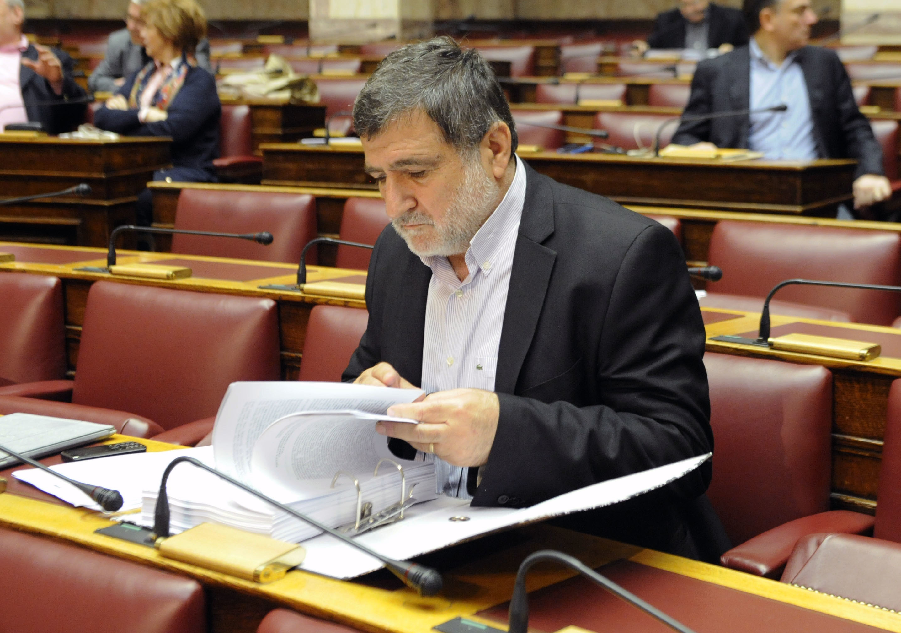 Κασσής κατά Παπανδρέου: Κάνει μεγάλο κακό στο ΠΑΣΟΚ