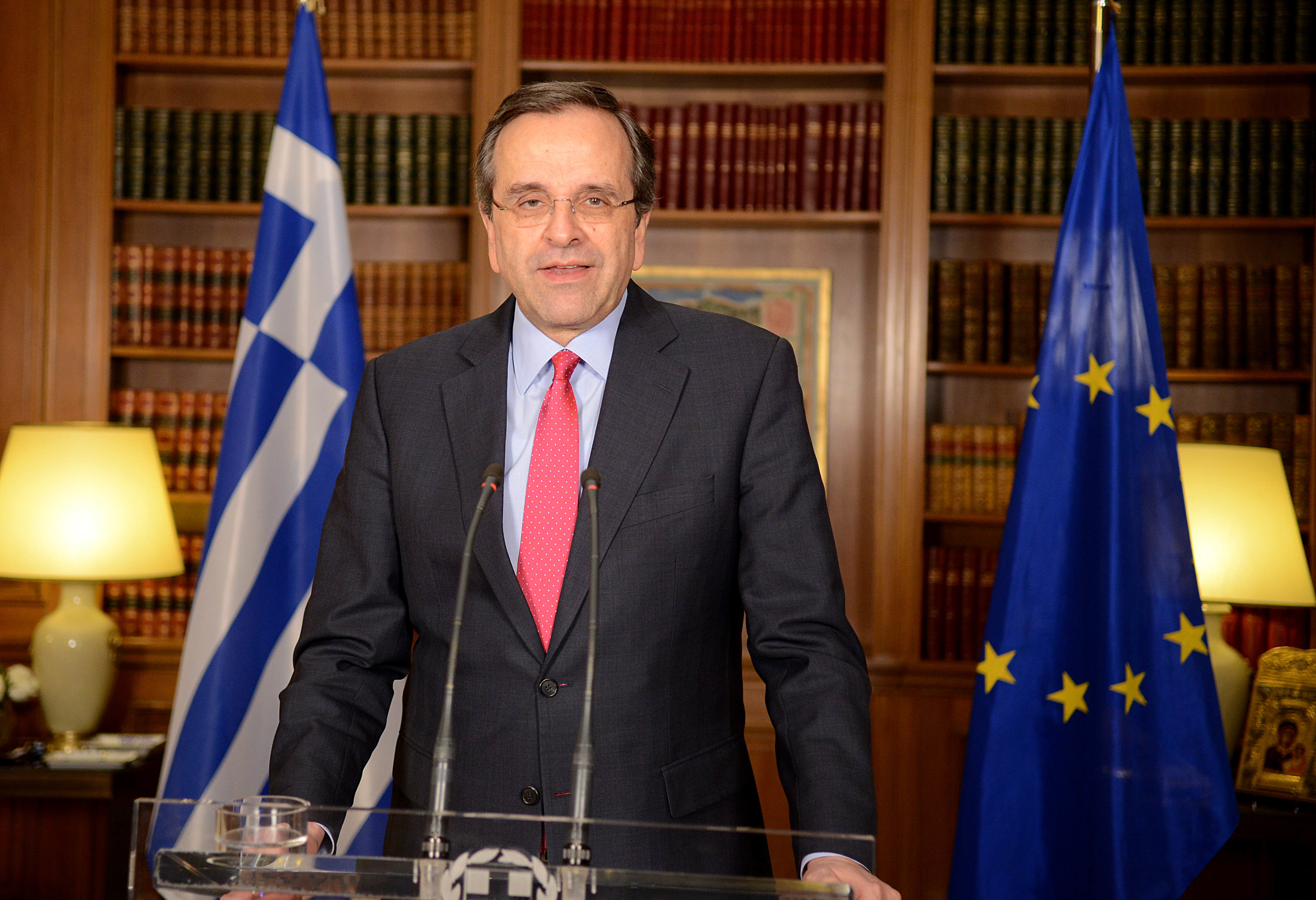 Διάγγελμα Σαμαρά: Σήμερα βγήκαμε στις διεθνείς αγορές – Μην κάνετε λάθος τίποτα δεν τελείωσε – Ευχαριστώ από τα βάθη της καρδιάς μου τους έλληνες