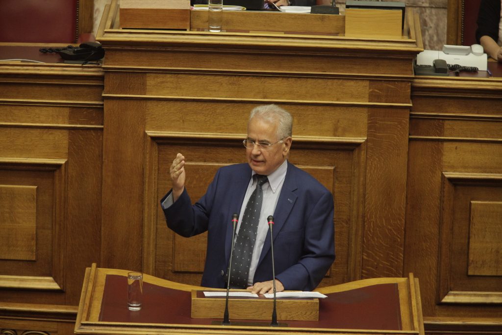 Μελάς σε Καμμένο: Και να με διαγράψεις δεν παραδίνω την έδρα μου