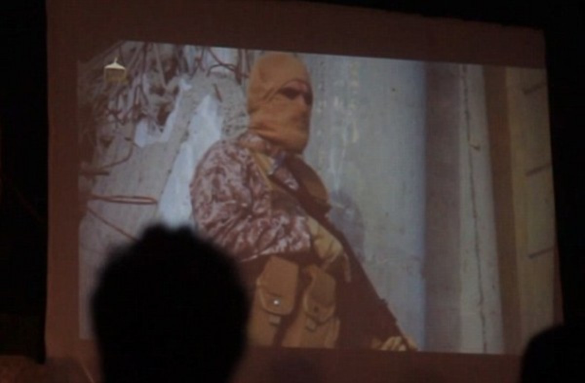 Τζιχαντιστές πανηγυρίζουν την εκτέλεση