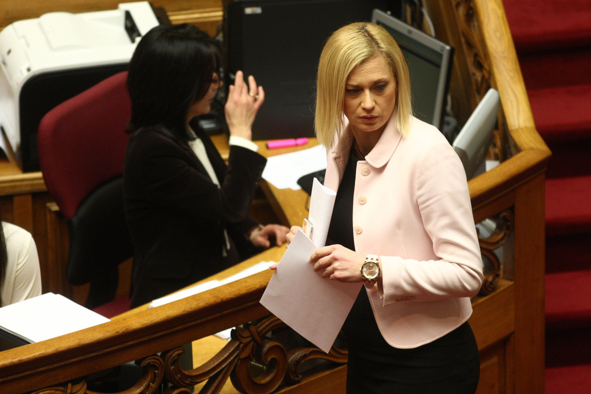 Ραχήλ Μακρή: Η επιλογή του Πρ. Παυλόπουλου δεν ελήφθη με δημοκρατικές διαδικασίες