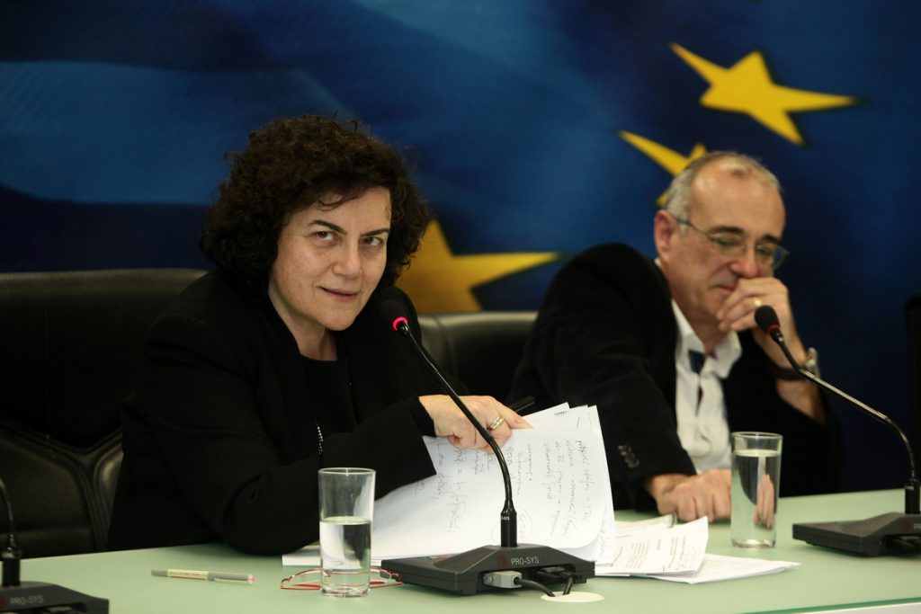 Έρχονται μπόνους για τους συνεπείς φορολογούμενους