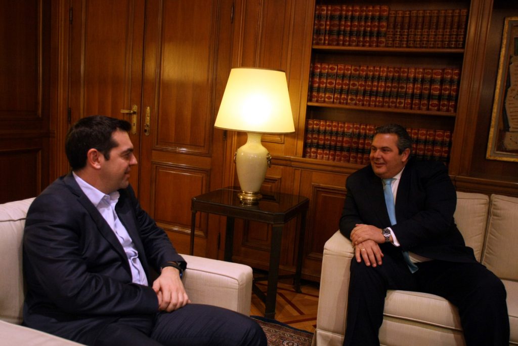 ΝΔ: Ο Καμμένος τρομοκρατεί τα ΜΜΕ