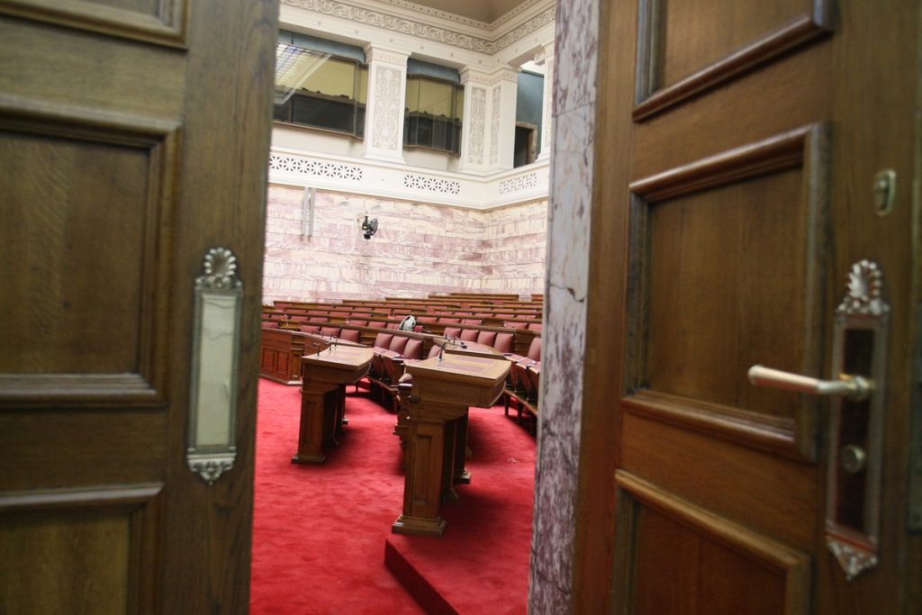 Κεκλεισμένων των θυρών η Κ.Ο. του ΣΥΡΙΖΑ